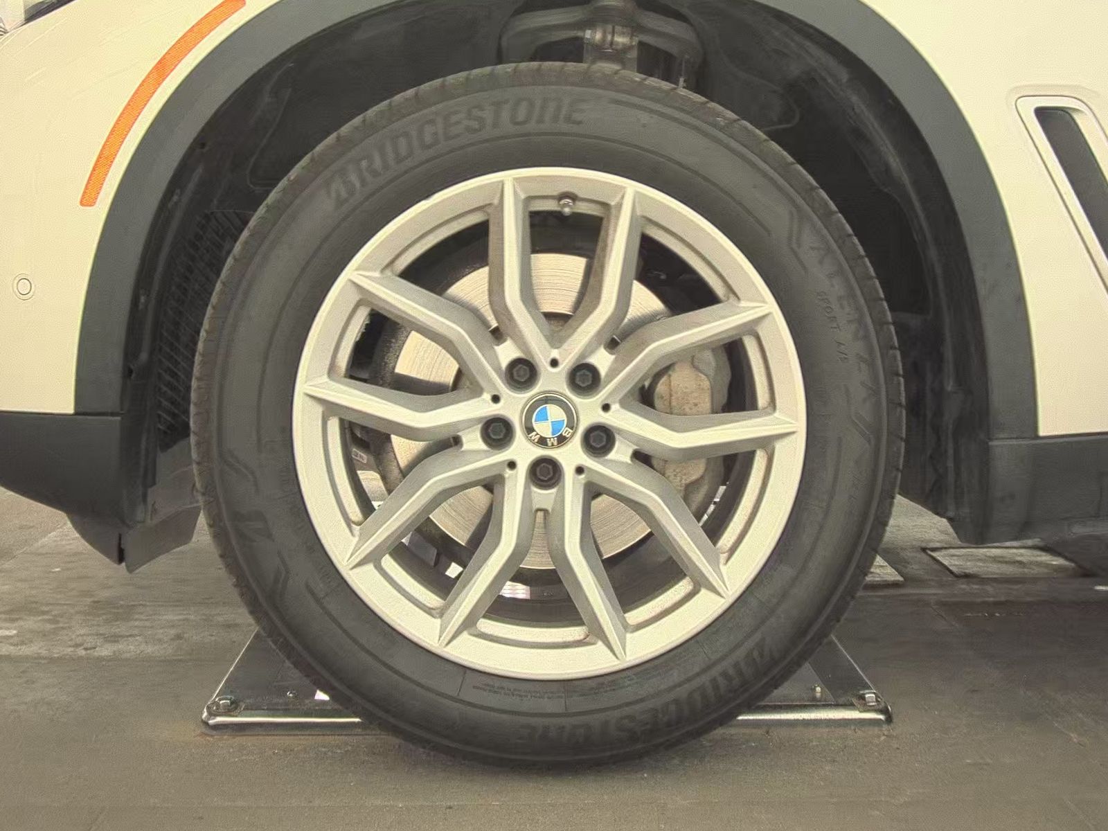2020 BMW X5 xDrive40i AWD