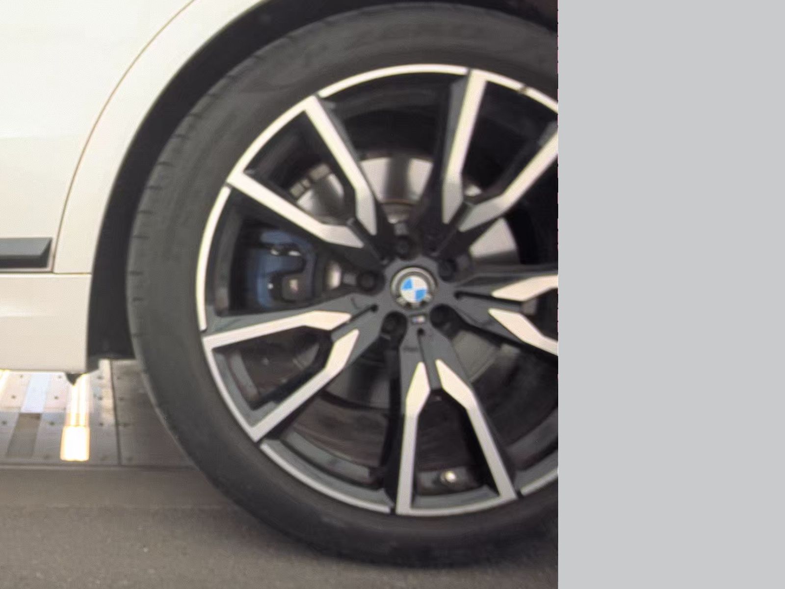 2019 BMW X7 xDrive50i AWD