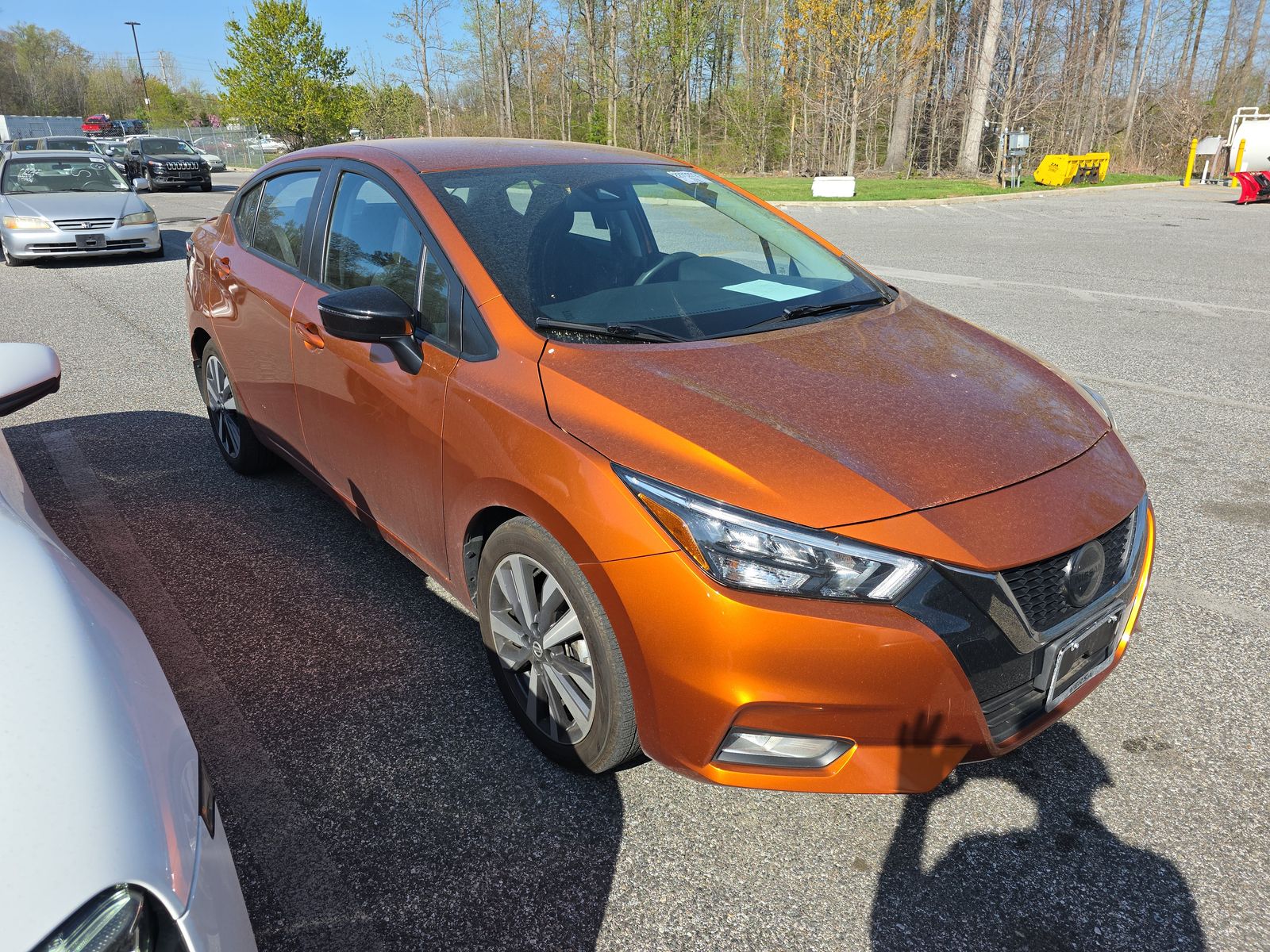 NISSAN VERSA - 4