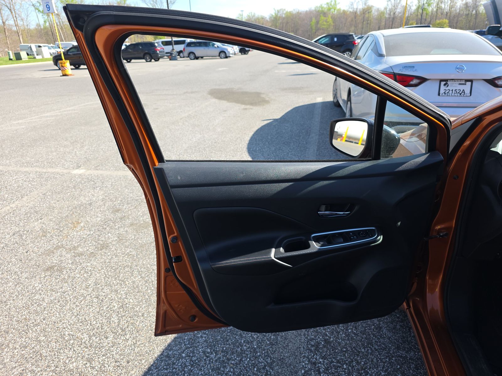 NISSAN VERSA - 10