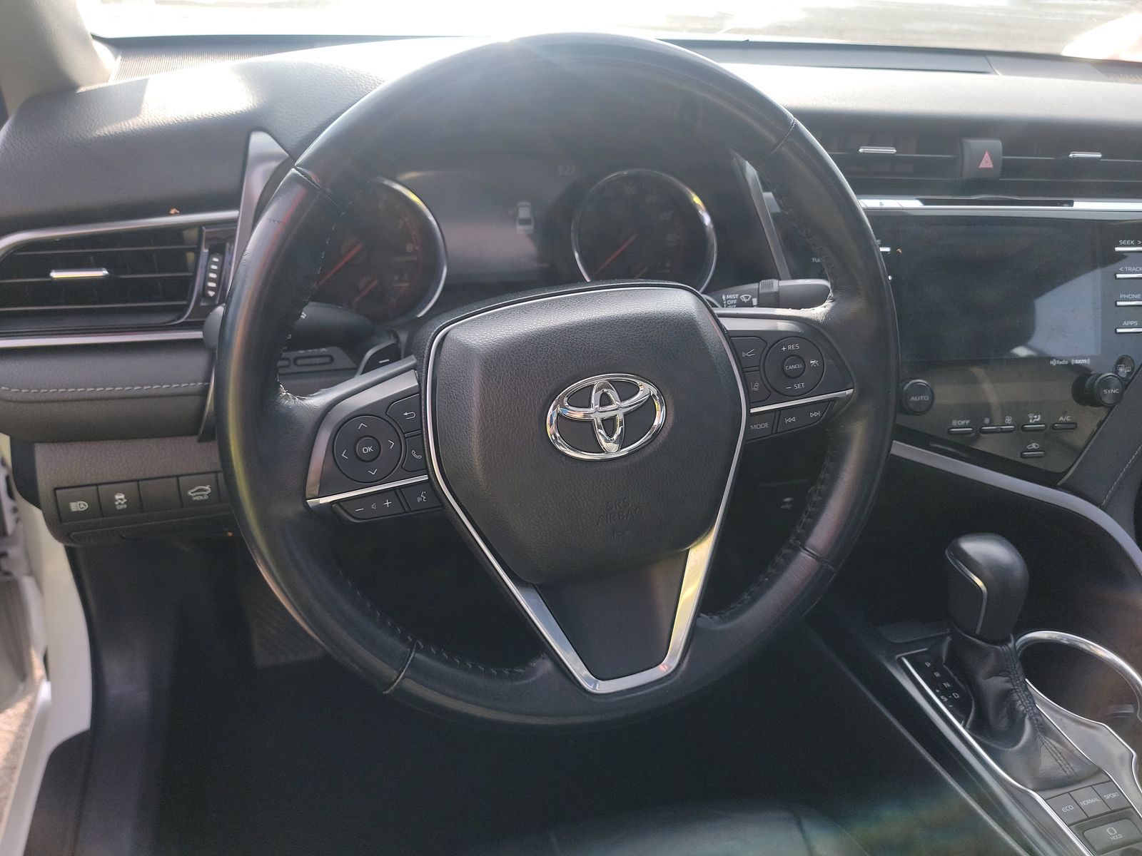 2019 Toyota Camry XSE FWD