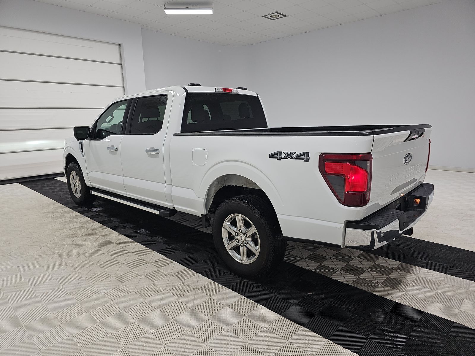 2024 Ford F-150 XLT AWD