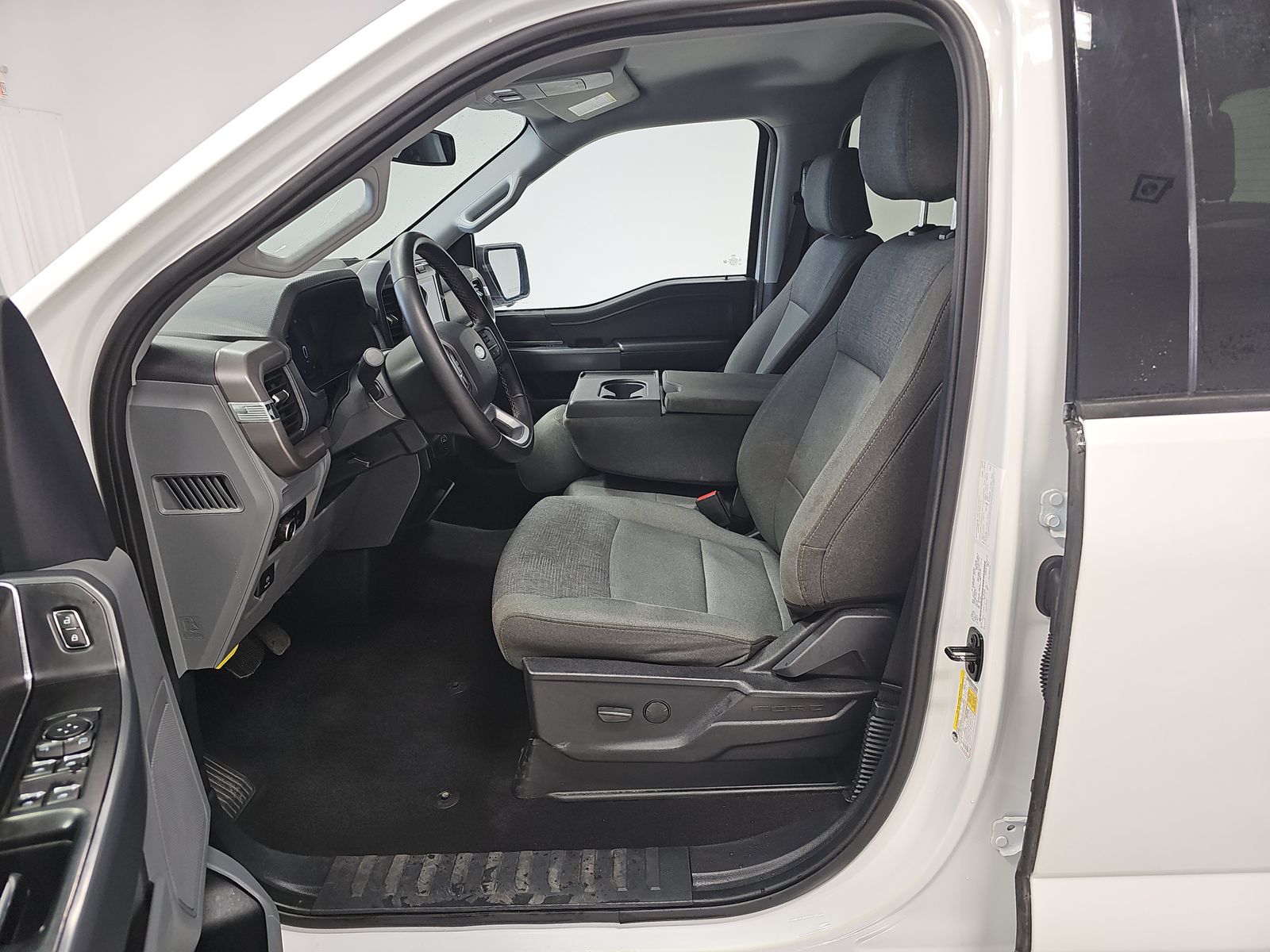 2024 Ford F-150 XLT AWD