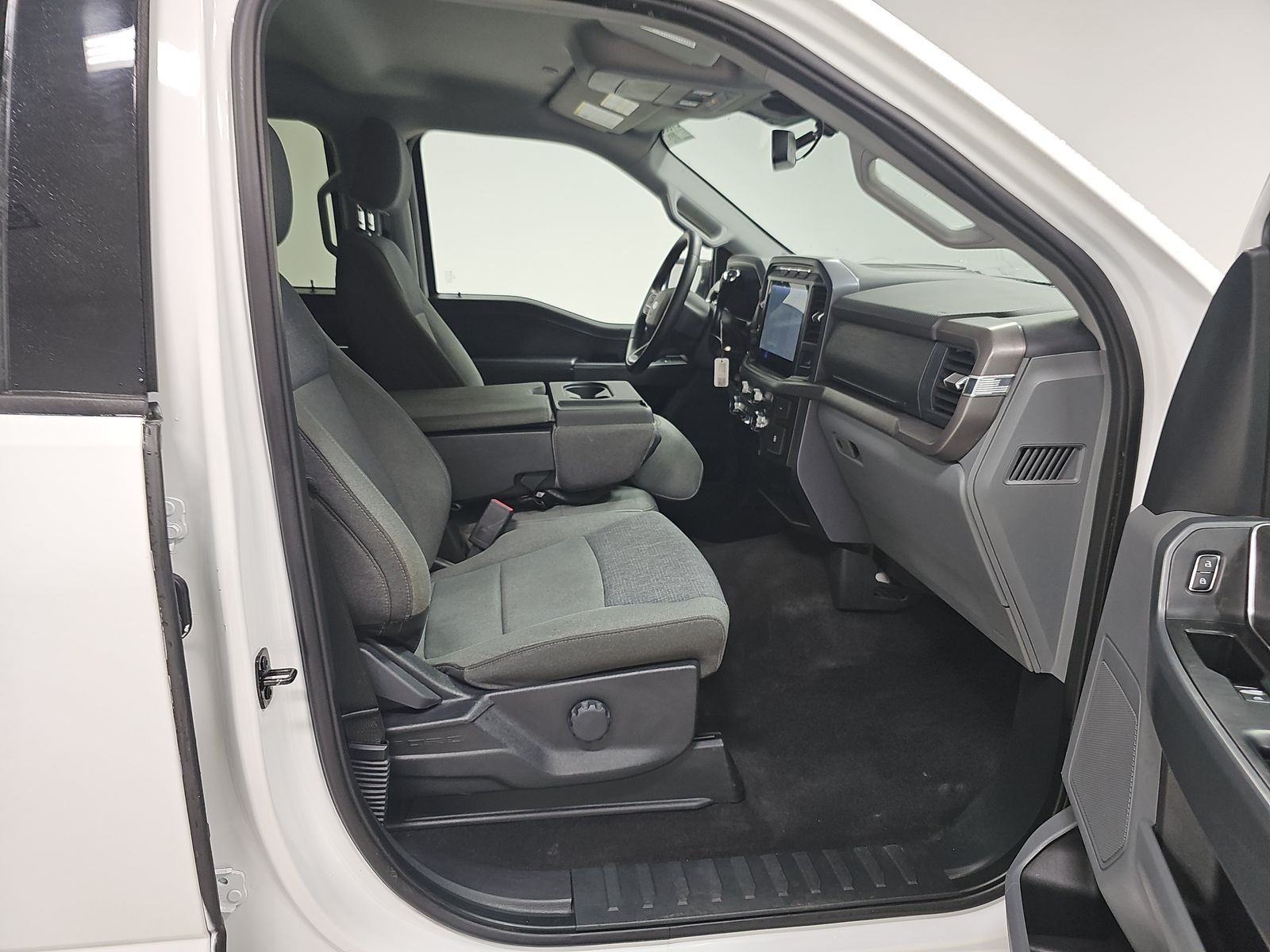 2024 Ford F-150 XLT AWD