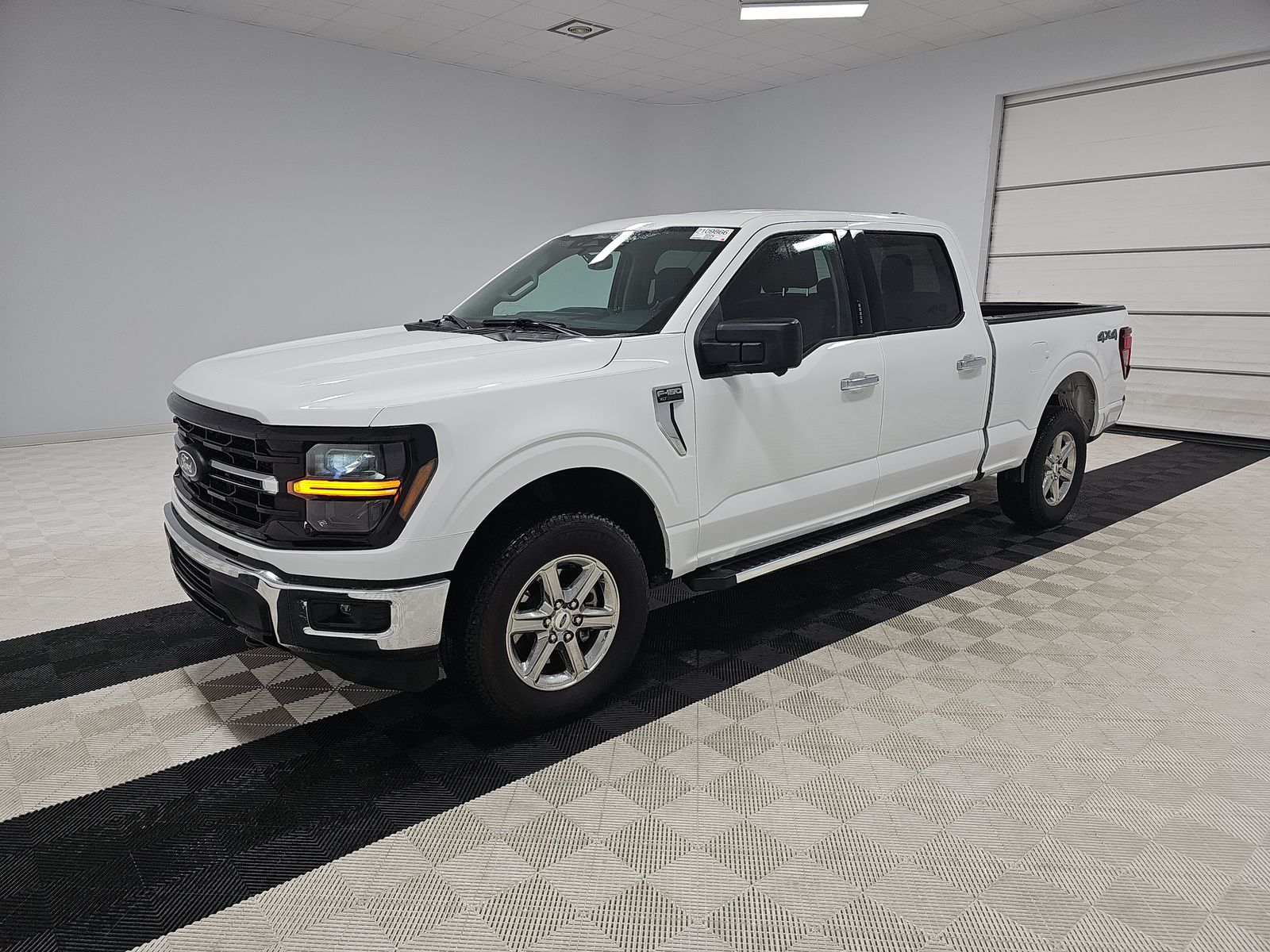 2024 Ford F-150 XLT AWD