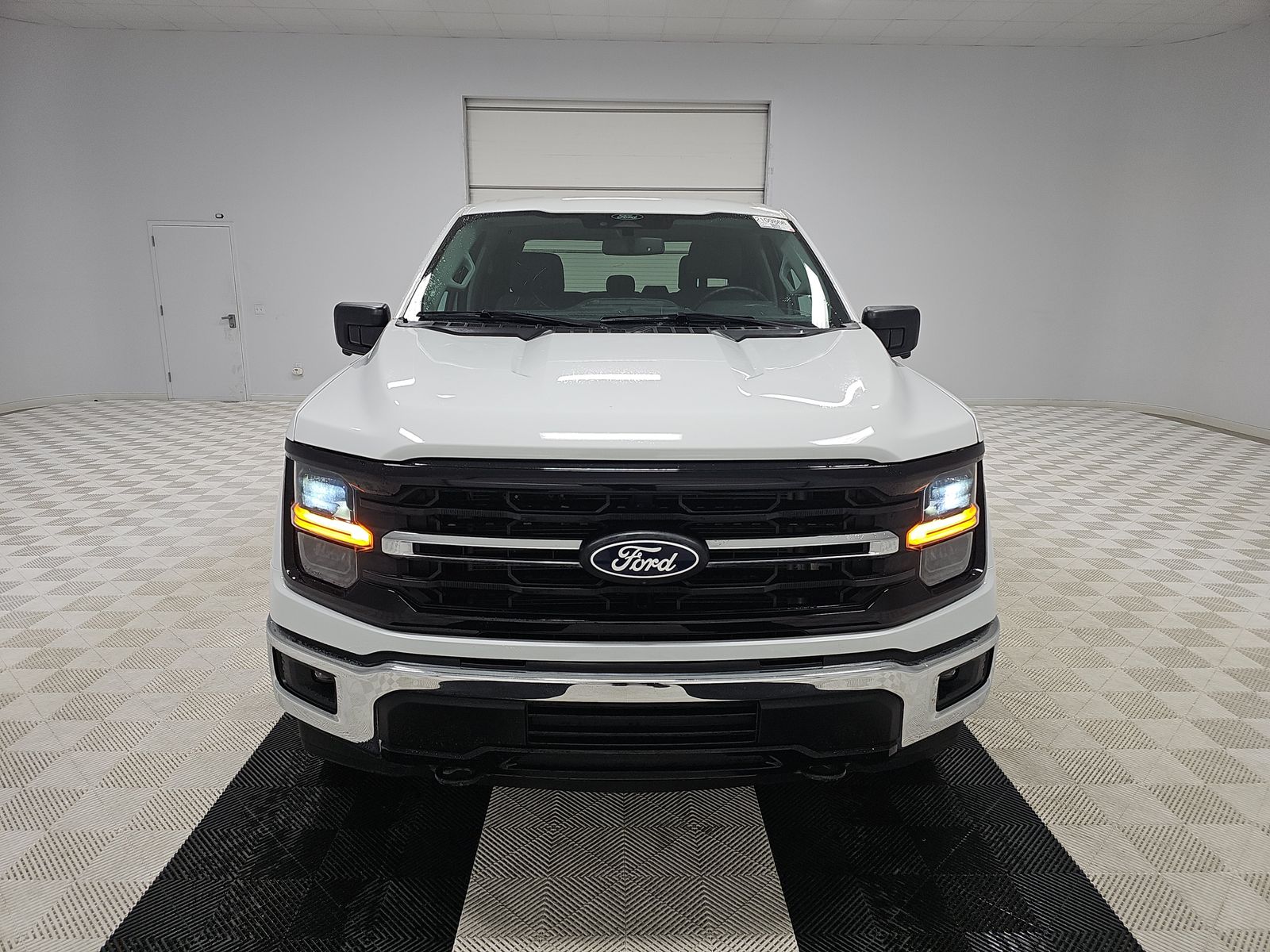 2024 Ford F-150 XLT AWD