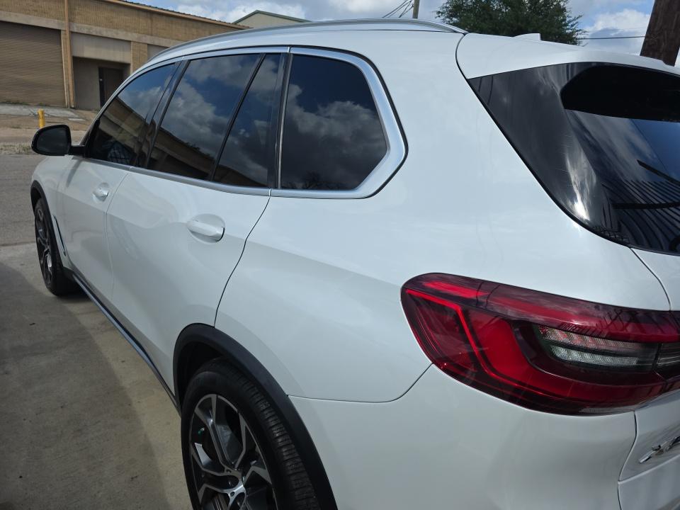 2022 BMW X5 xDrive40i AWD