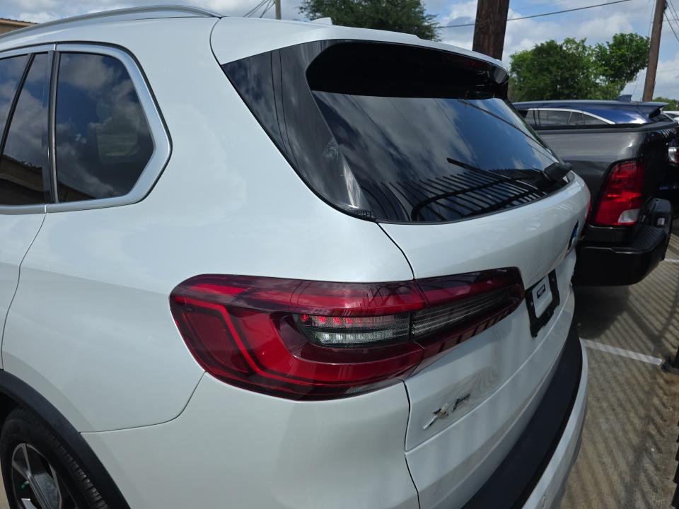 2022 BMW X5 xDrive40i AWD