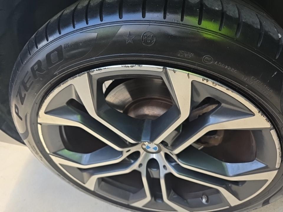 2022 BMW X5 xDrive40i AWD