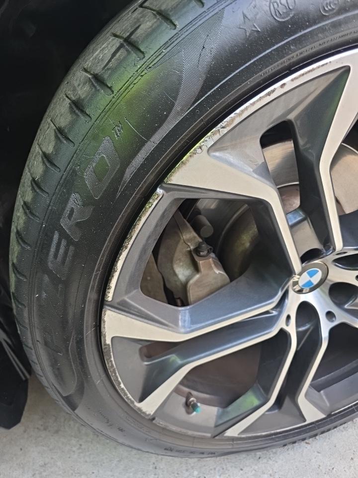 2022 BMW X5 xDrive40i AWD