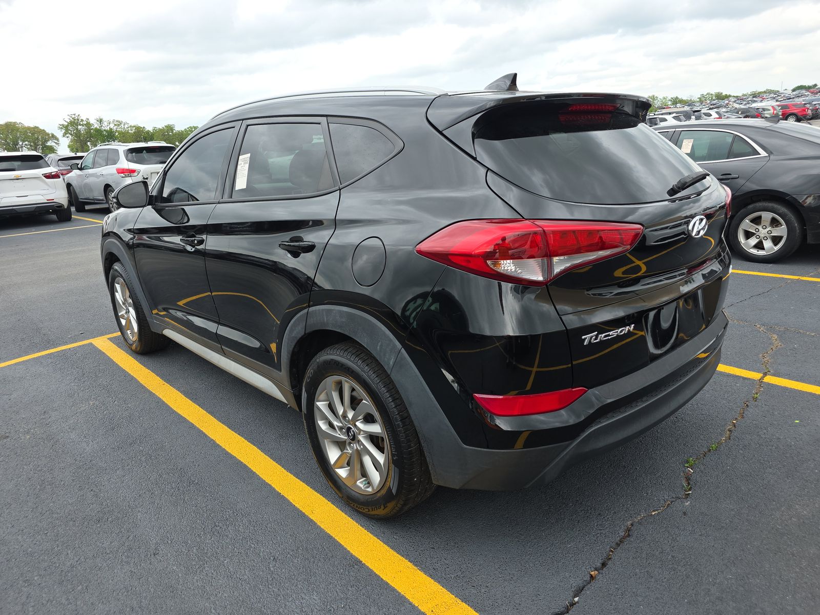HYUNDAI TUCSON - 7