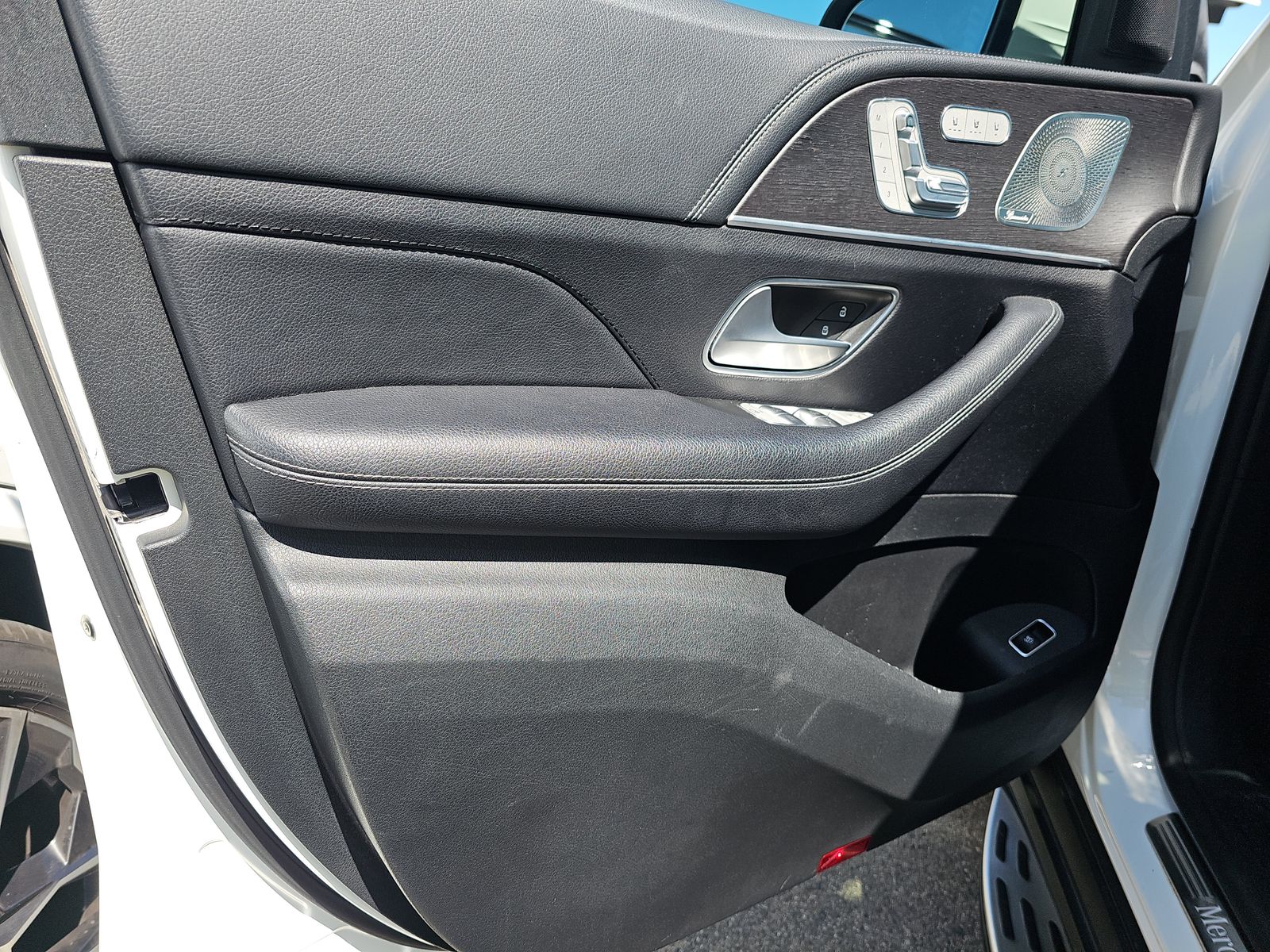 MERCEDES-BENZ GLS - 10