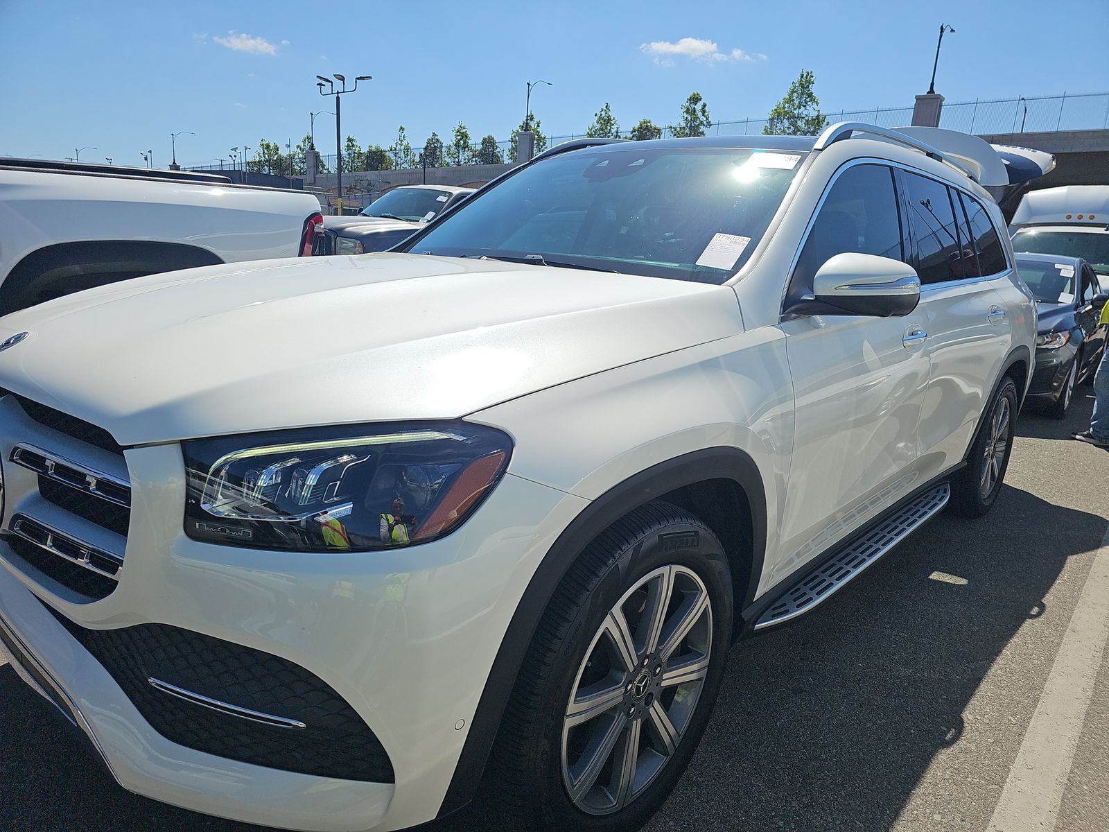 MERCEDES-BENZ GLS - 1