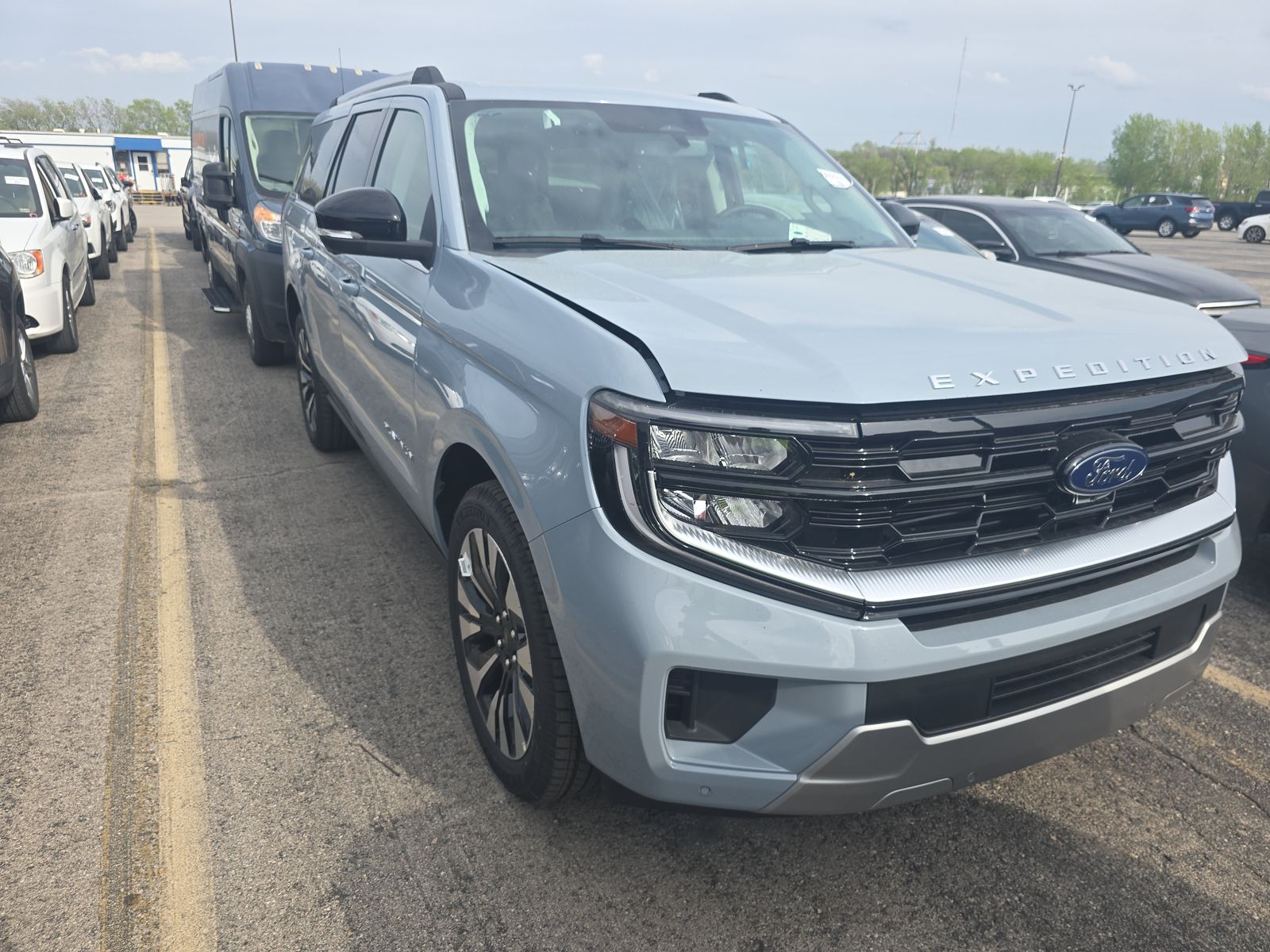 FORD EXPEDITION MAX - 4