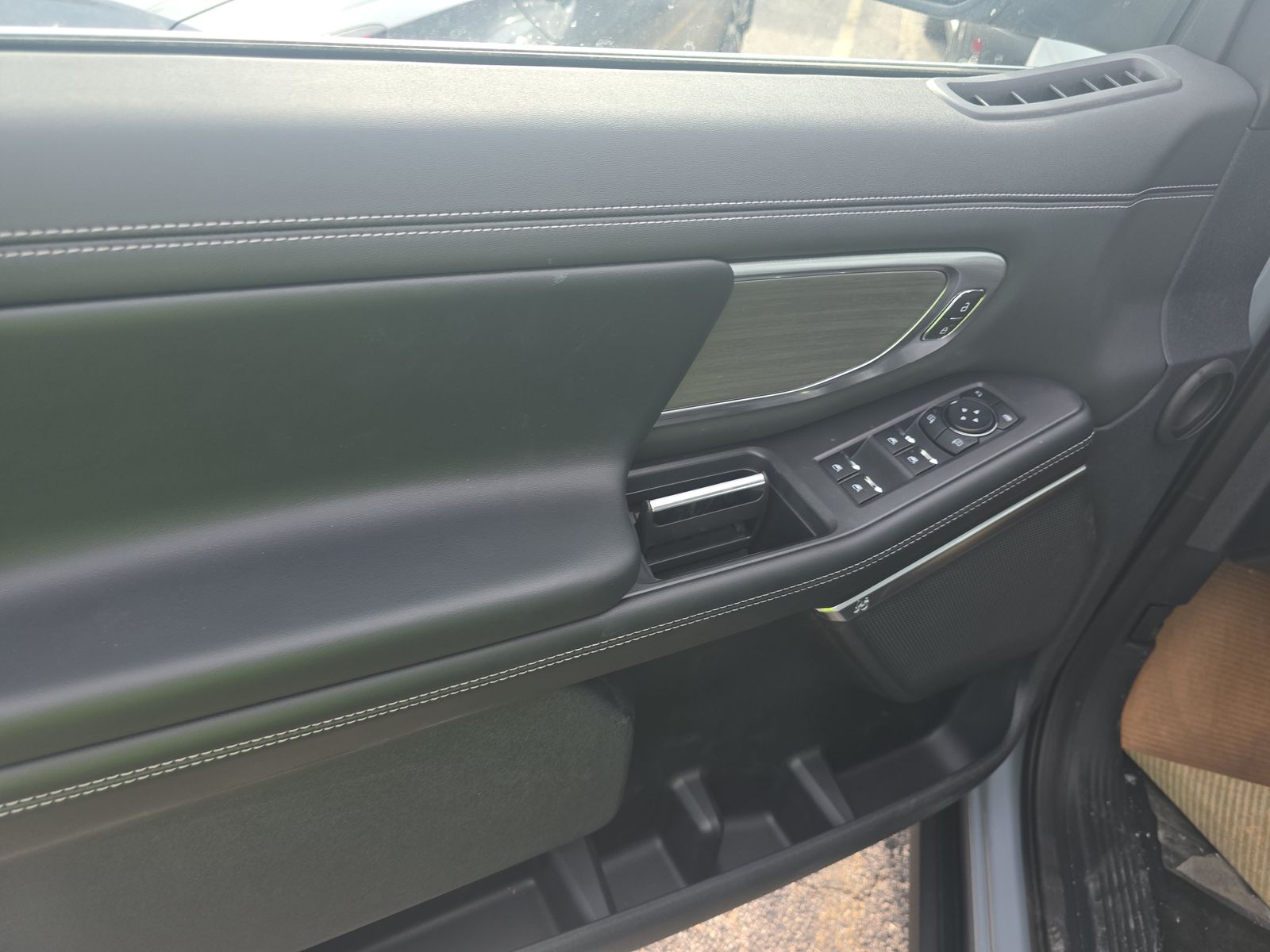 FORD EXPEDITION MAX - 10