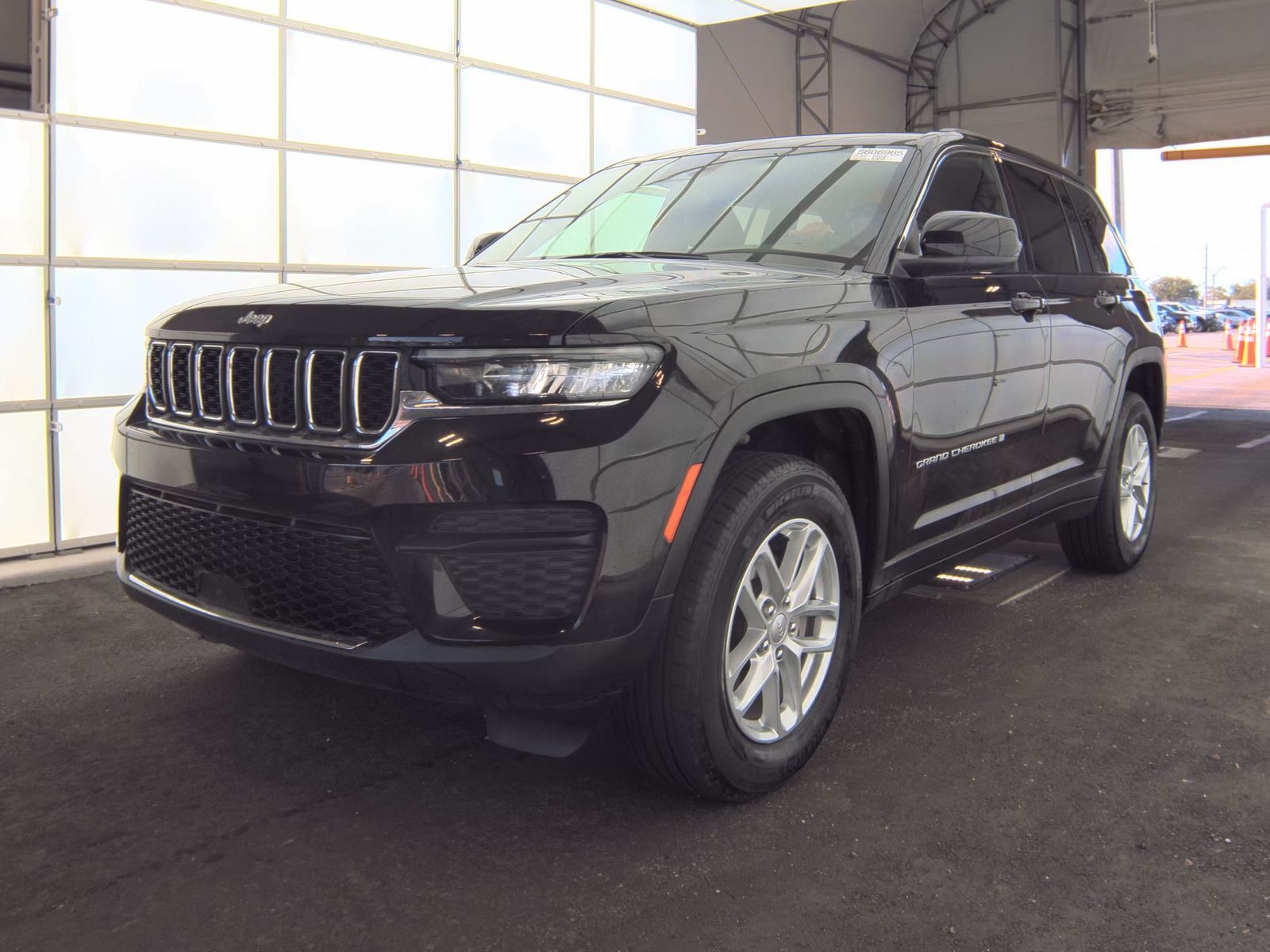 JEEP LAREDO X - 1
