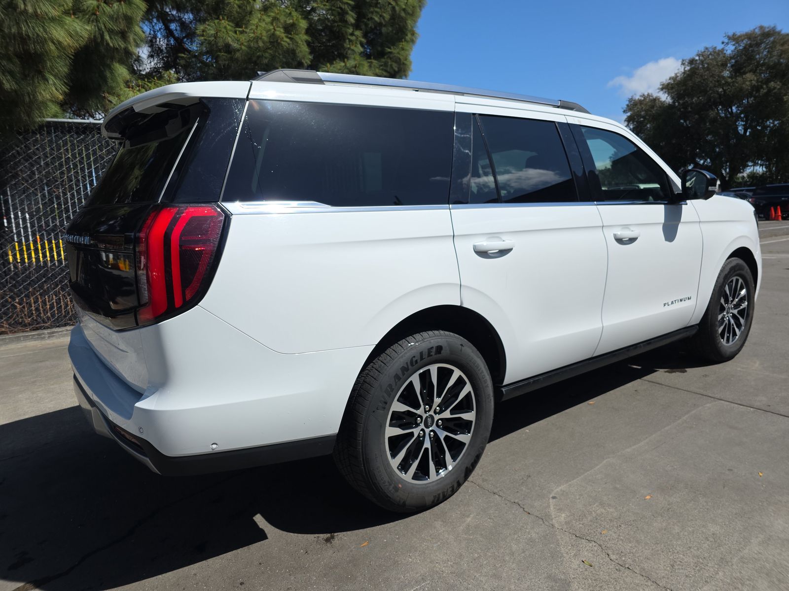 FORD EXPEDITION - 5