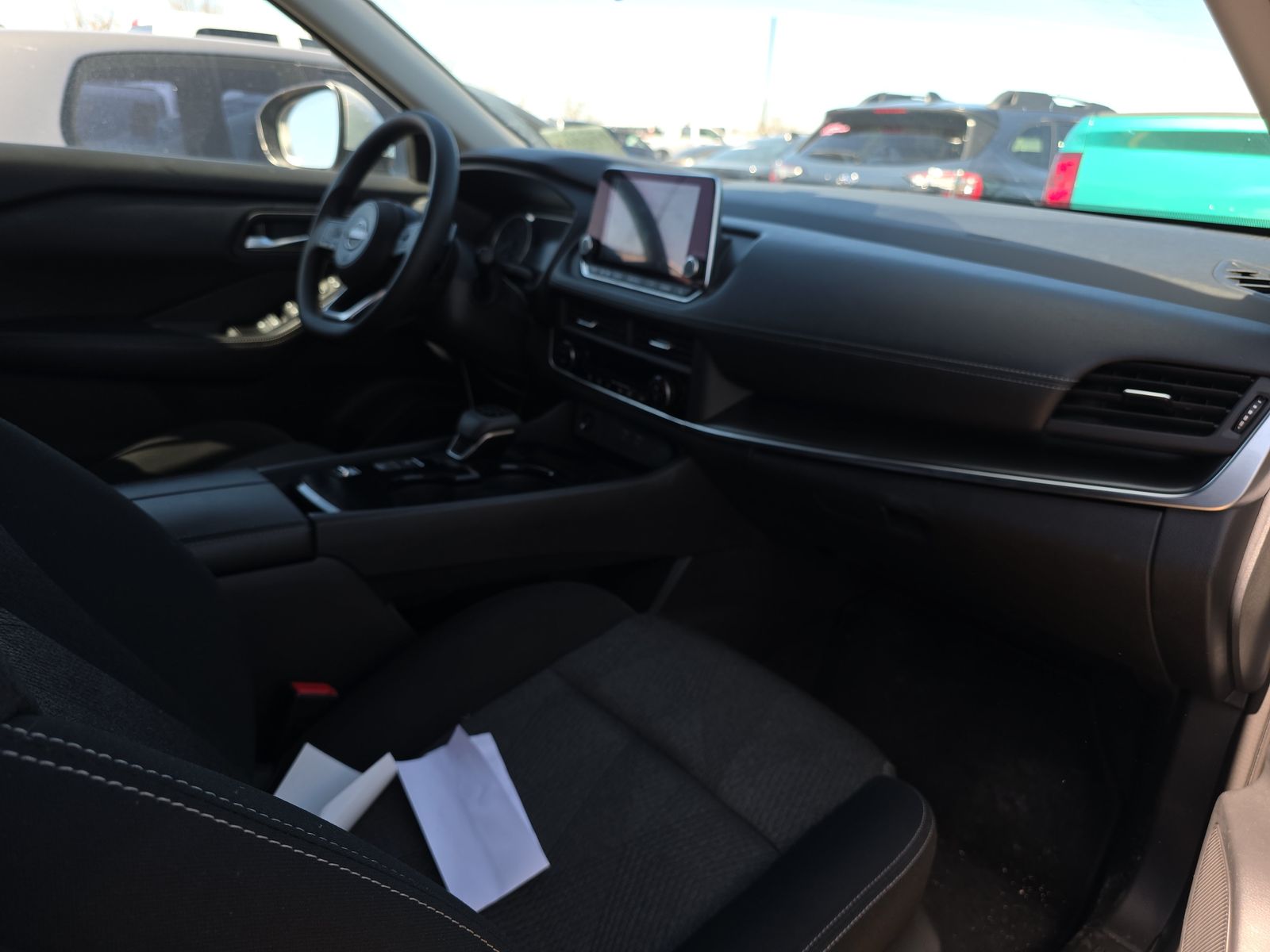 2024 Nissan Rogue SV FWD