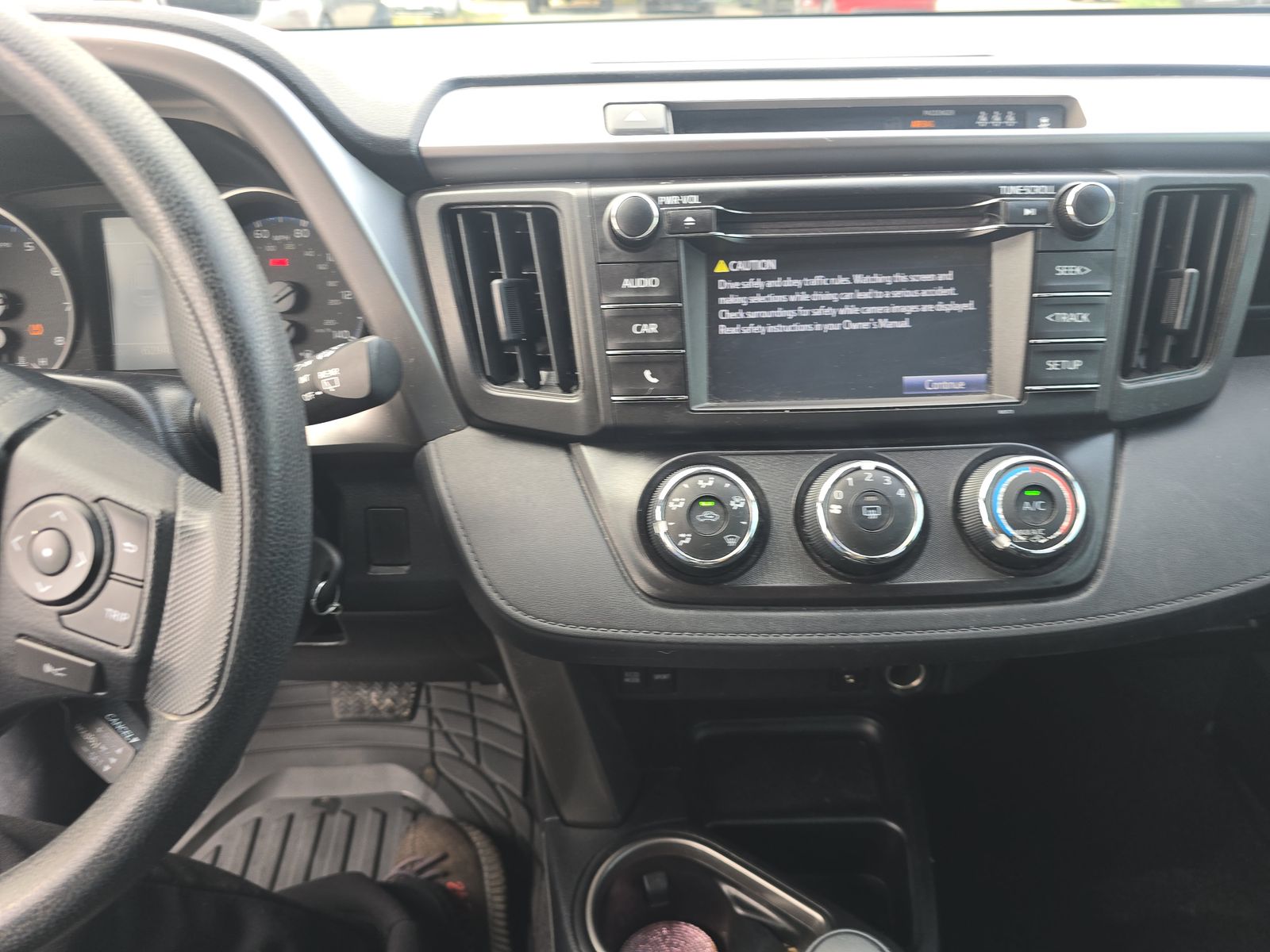 2018 Toyota RAV4 LE FWD