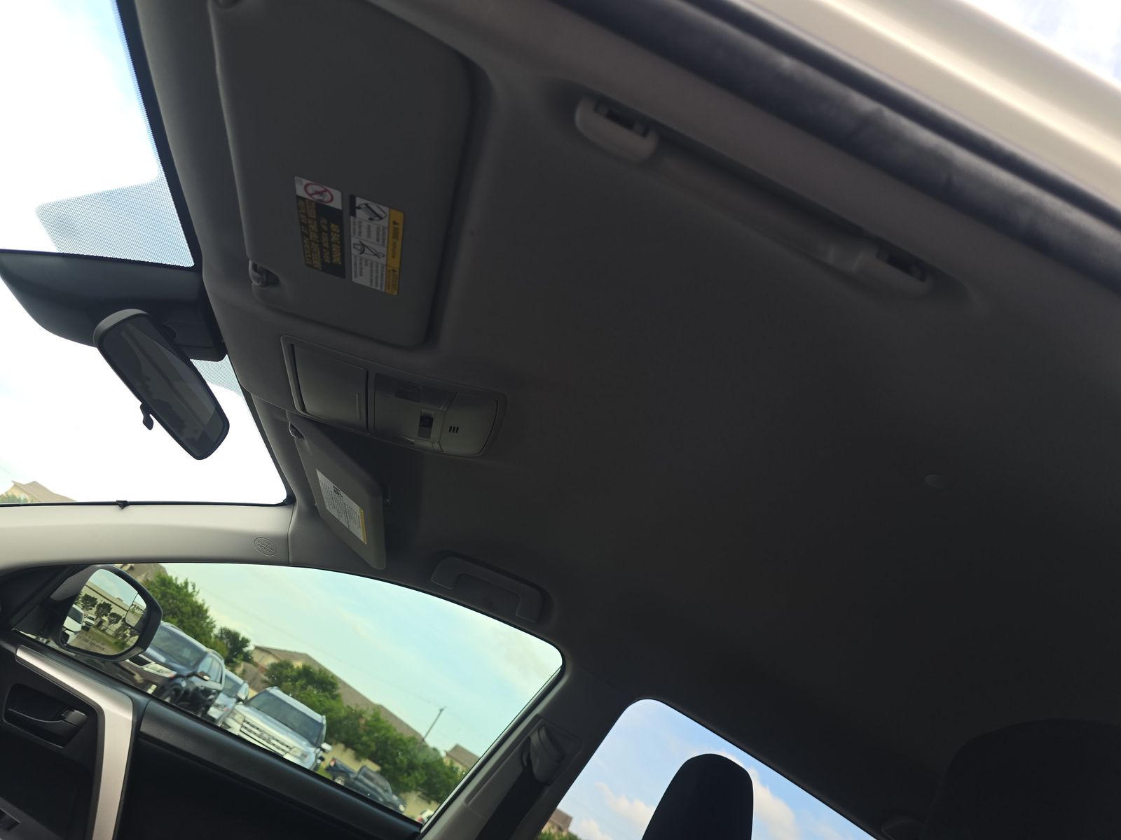 2018 Toyota RAV4 LE FWD