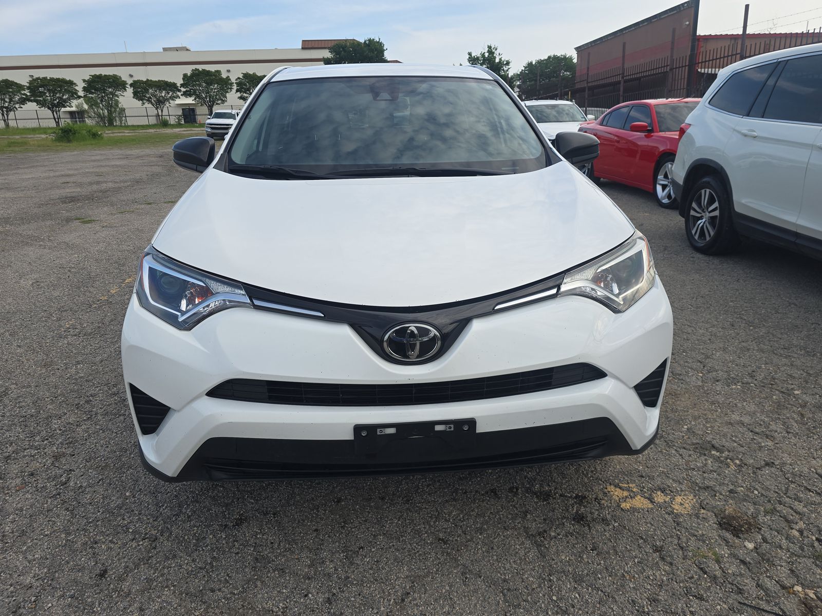 2018 Toyota RAV4 LE FWD