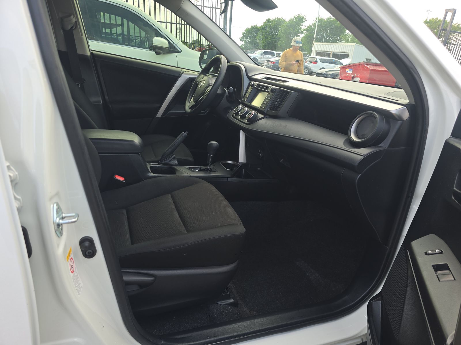 2018 Toyota RAV4 LE FWD