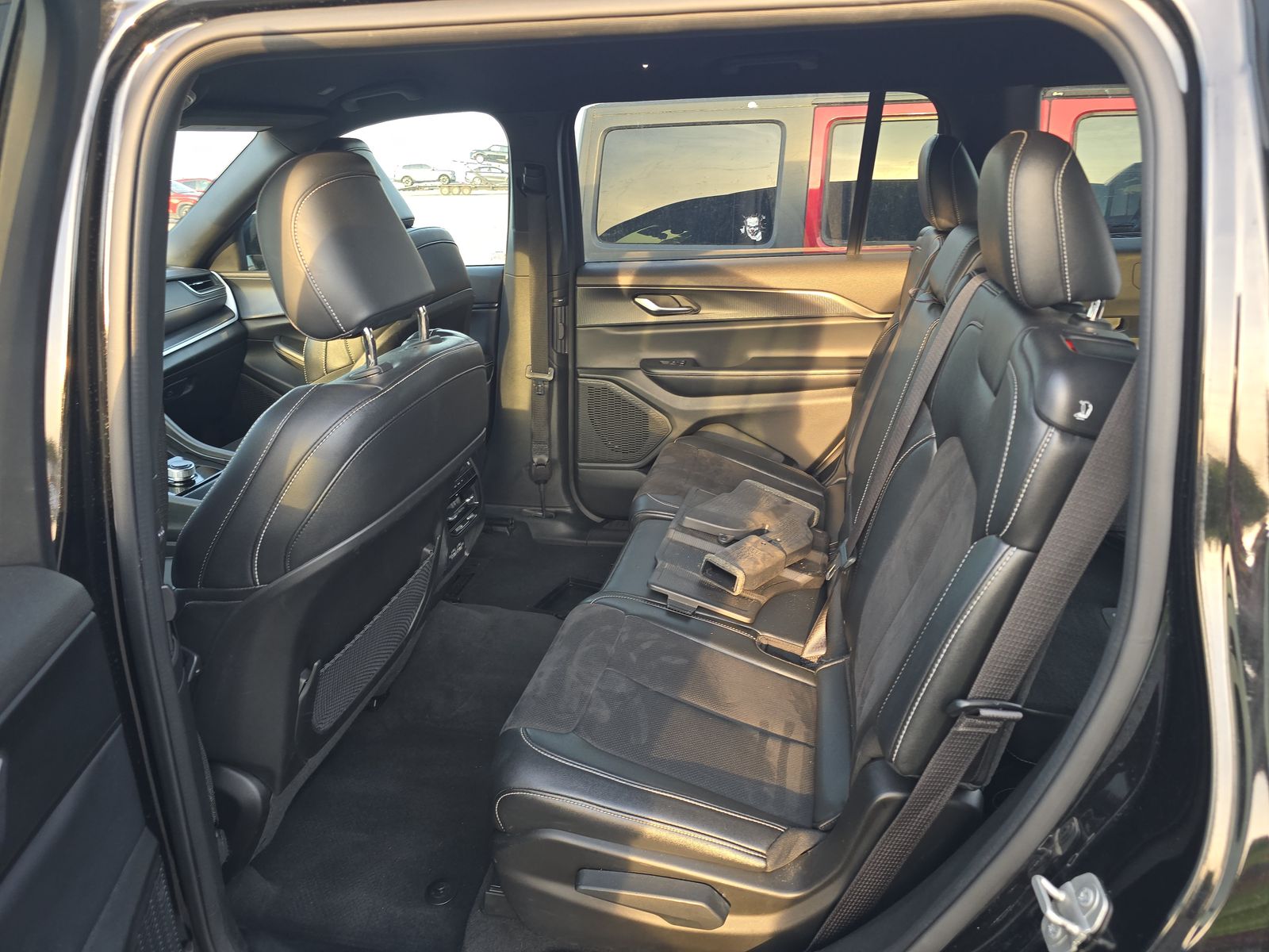 2024 Jeep Grand Cherokee L Altitude AWD
