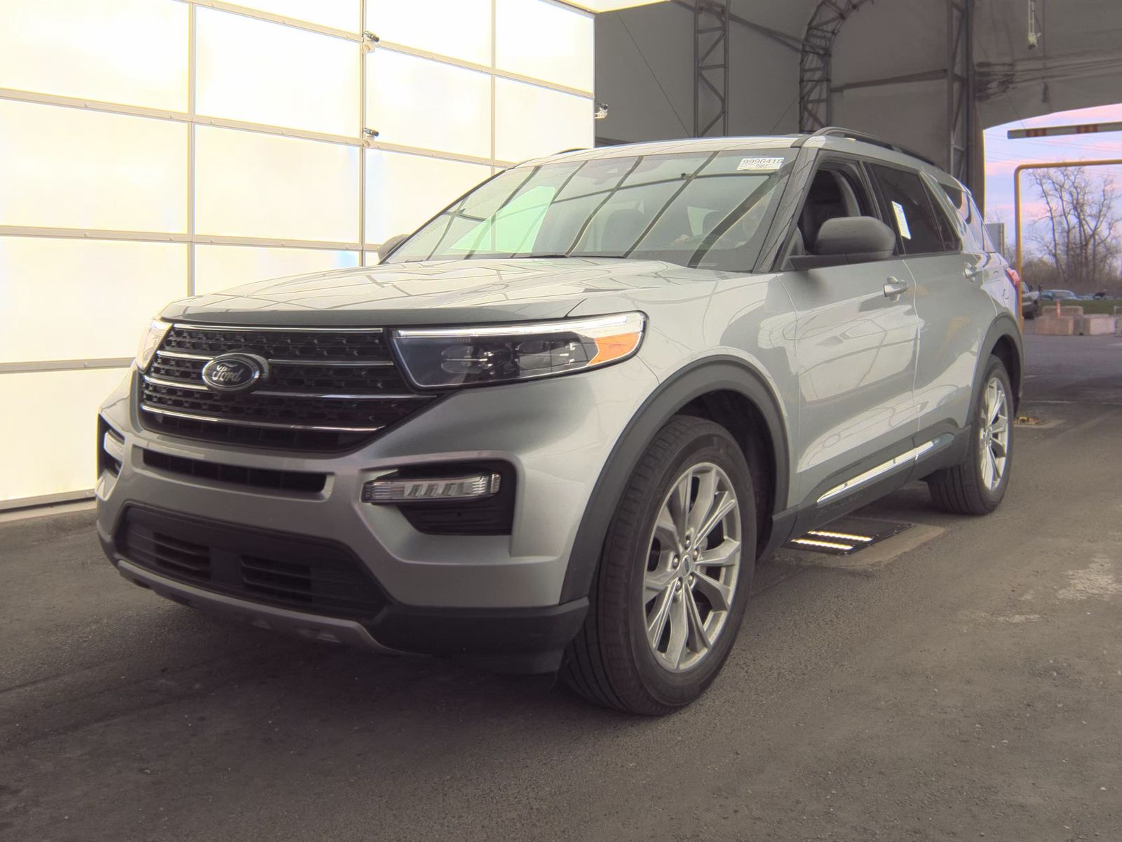 FORD EXPLORER - 1