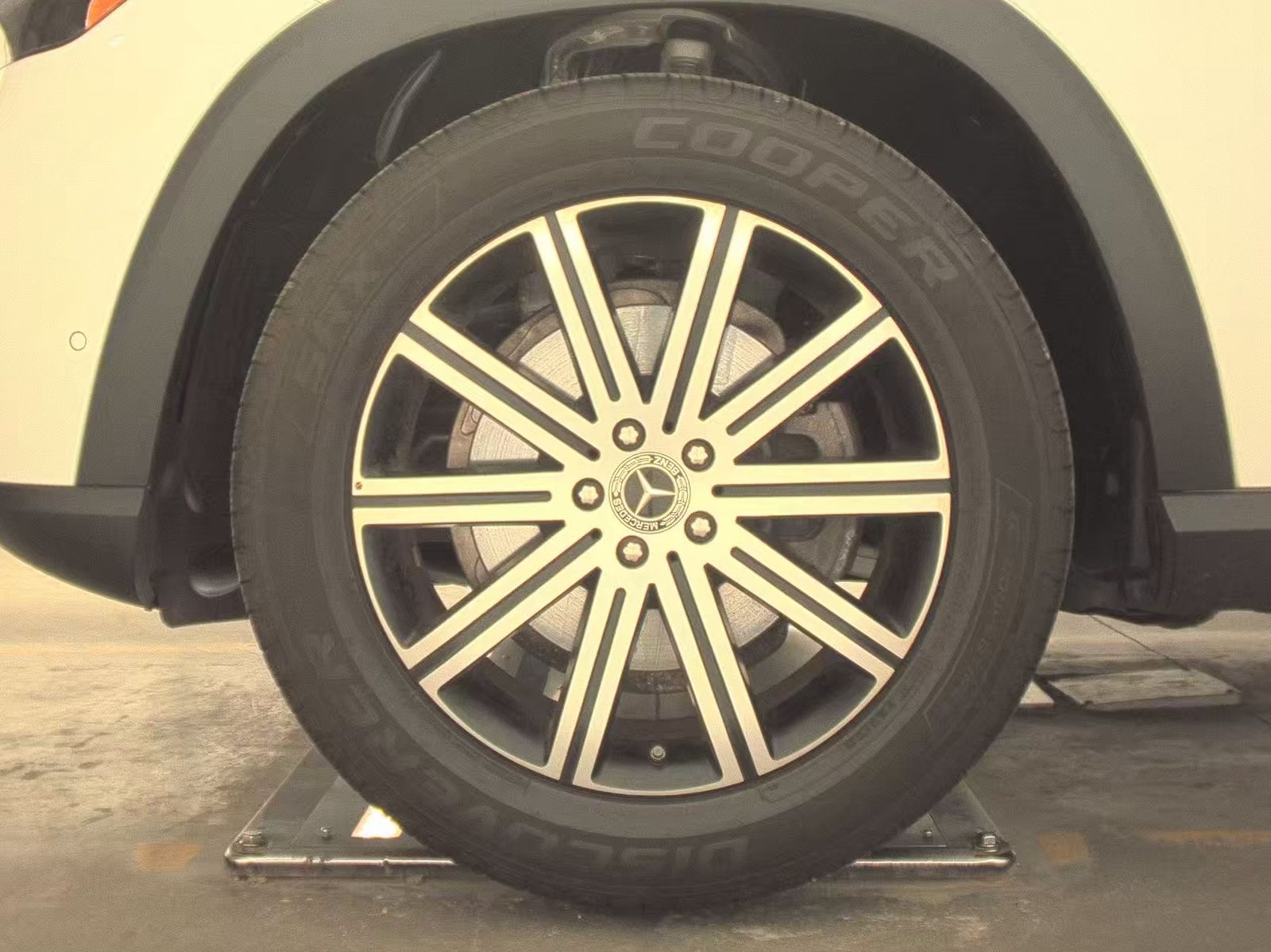 MERCEDES-BENZ GLE-CLASS - 10