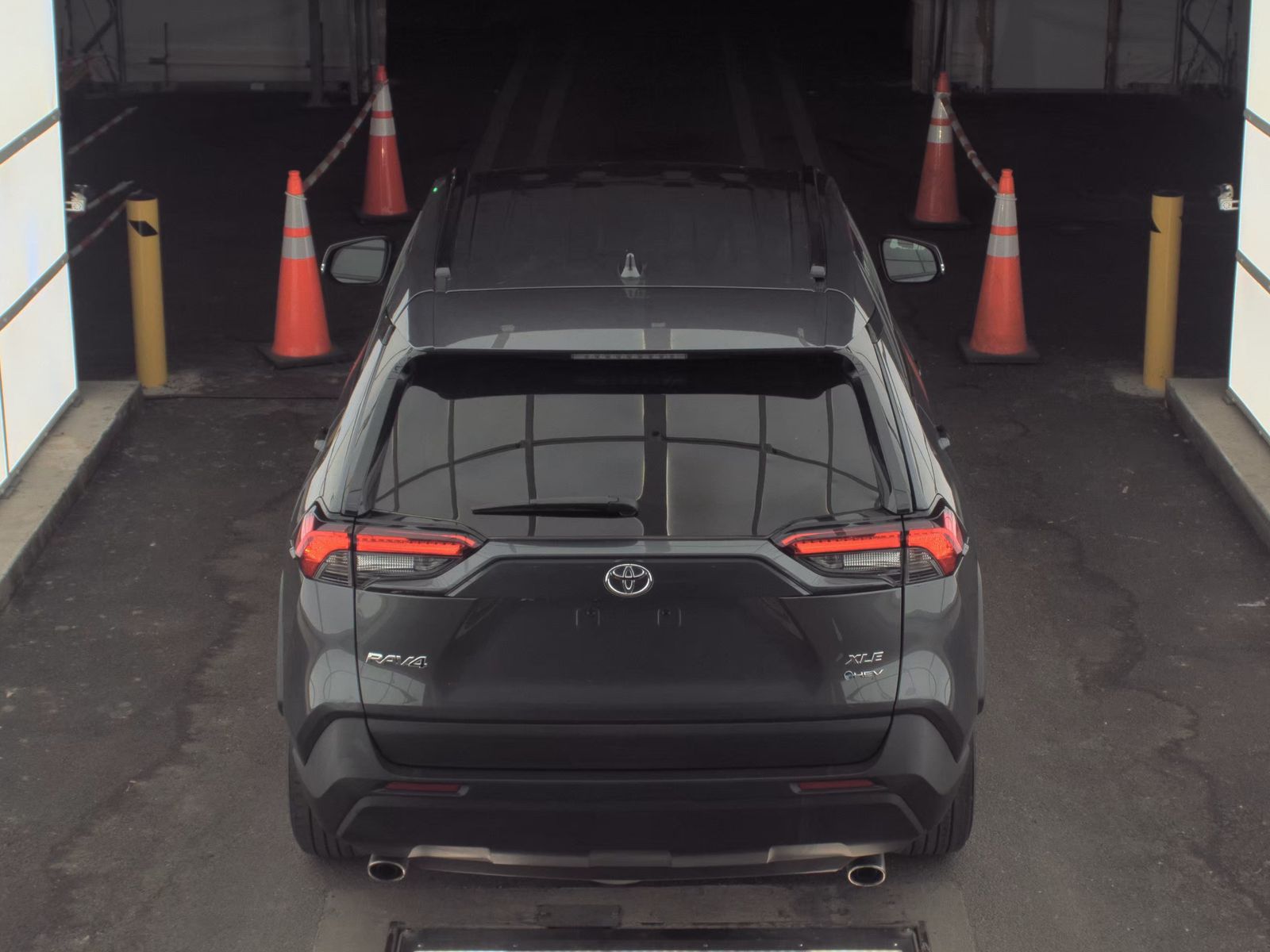 TOYOTA PRIUS - 7