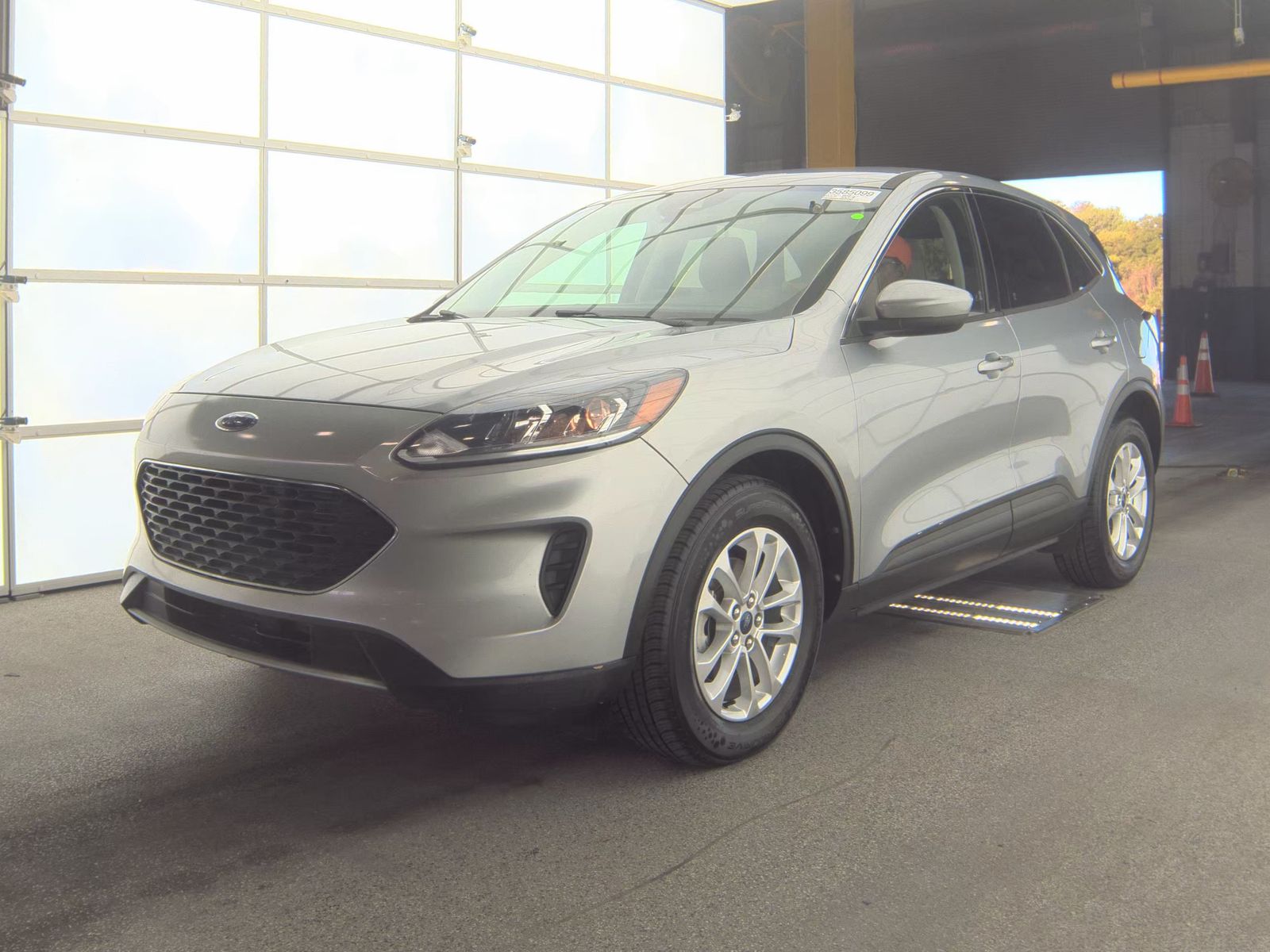 FORD ESCAPE - 1