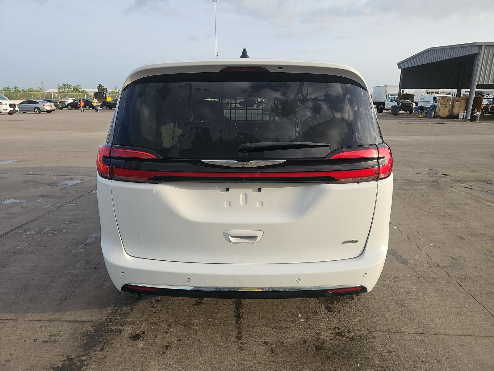 CHRYSLER PACIFICA - 6