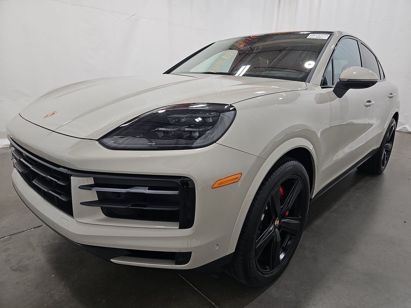 PORSCHE CAYENNE - 1