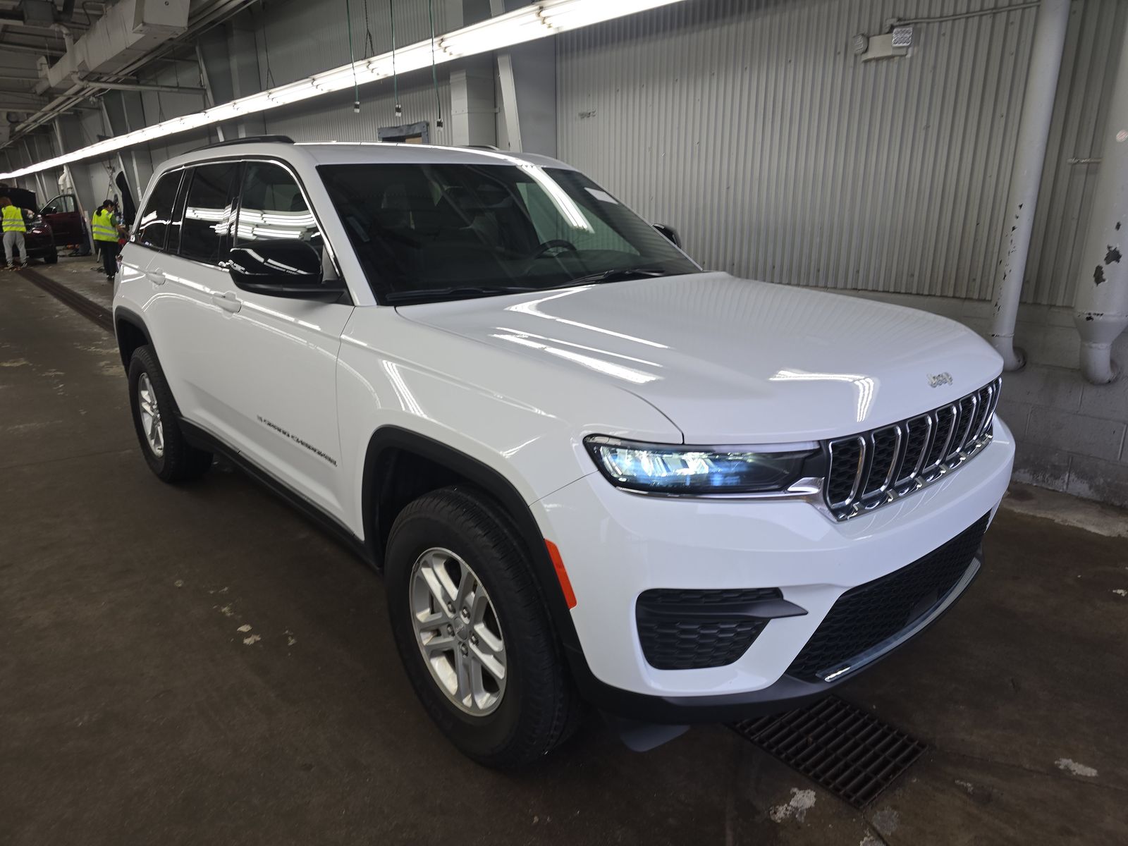 JEEP LAREDO - 4