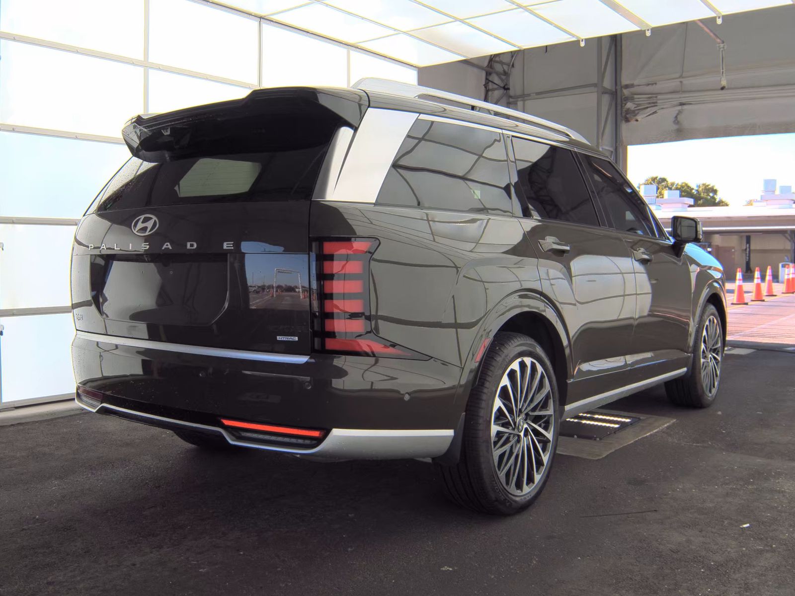 HYUNDAI CALLIGRAPH - 6