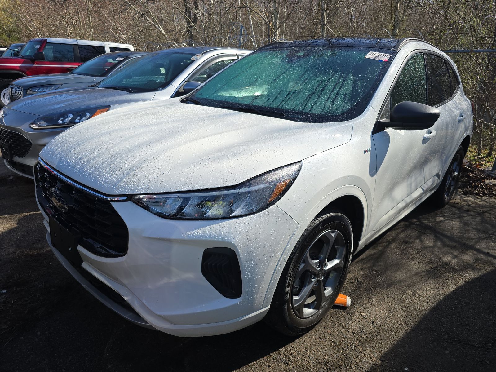 FORD ESCAPE - 1