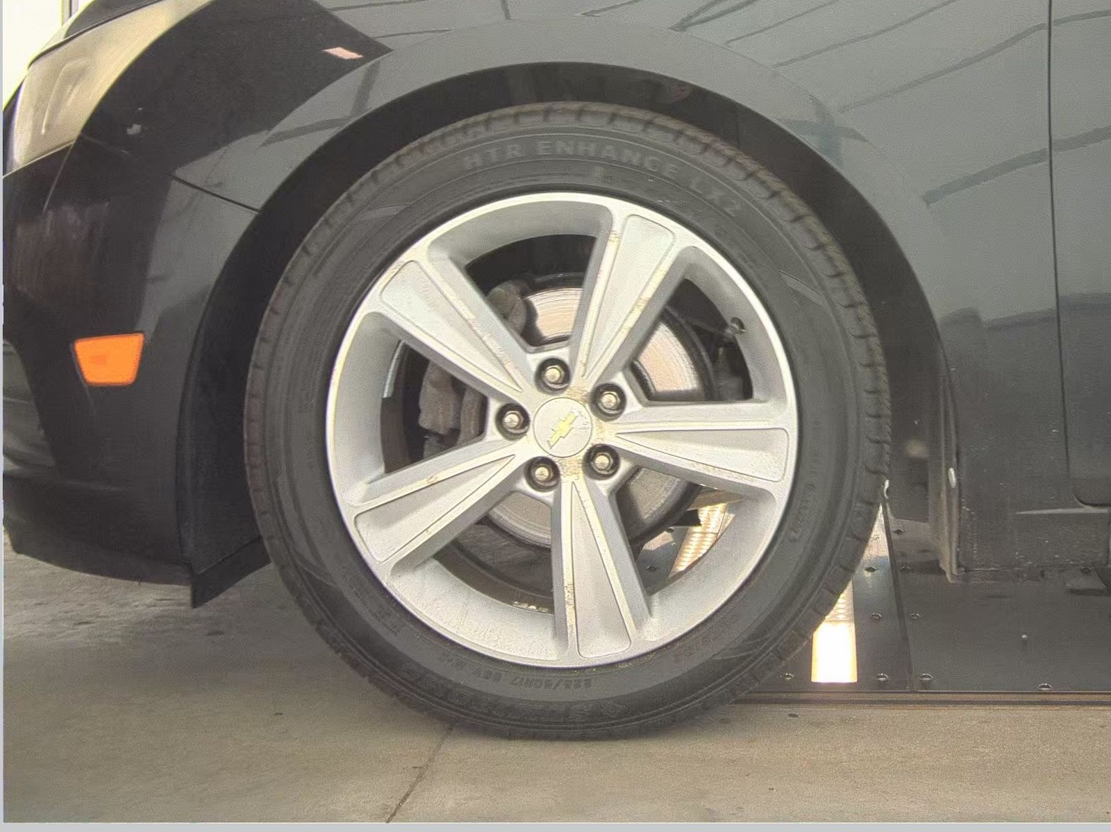 CHEVROLET LT W/2LT - 10