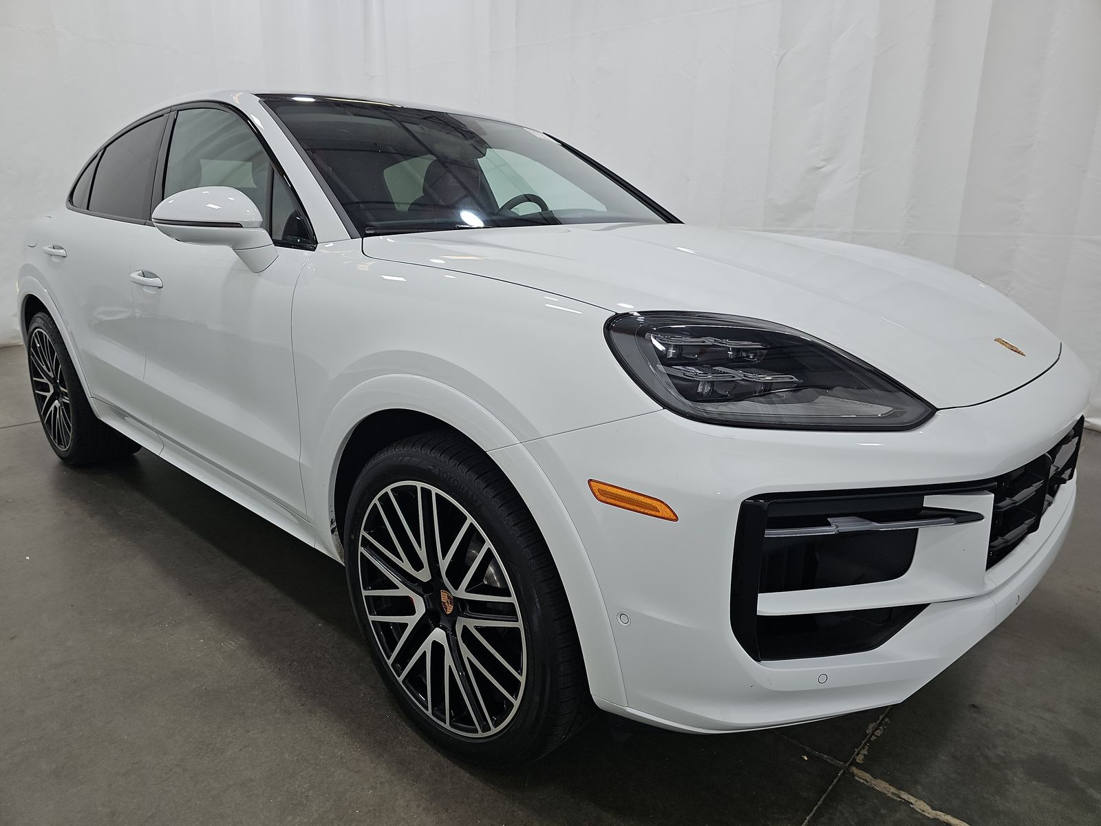 PORSCHE CAYENNE - 4