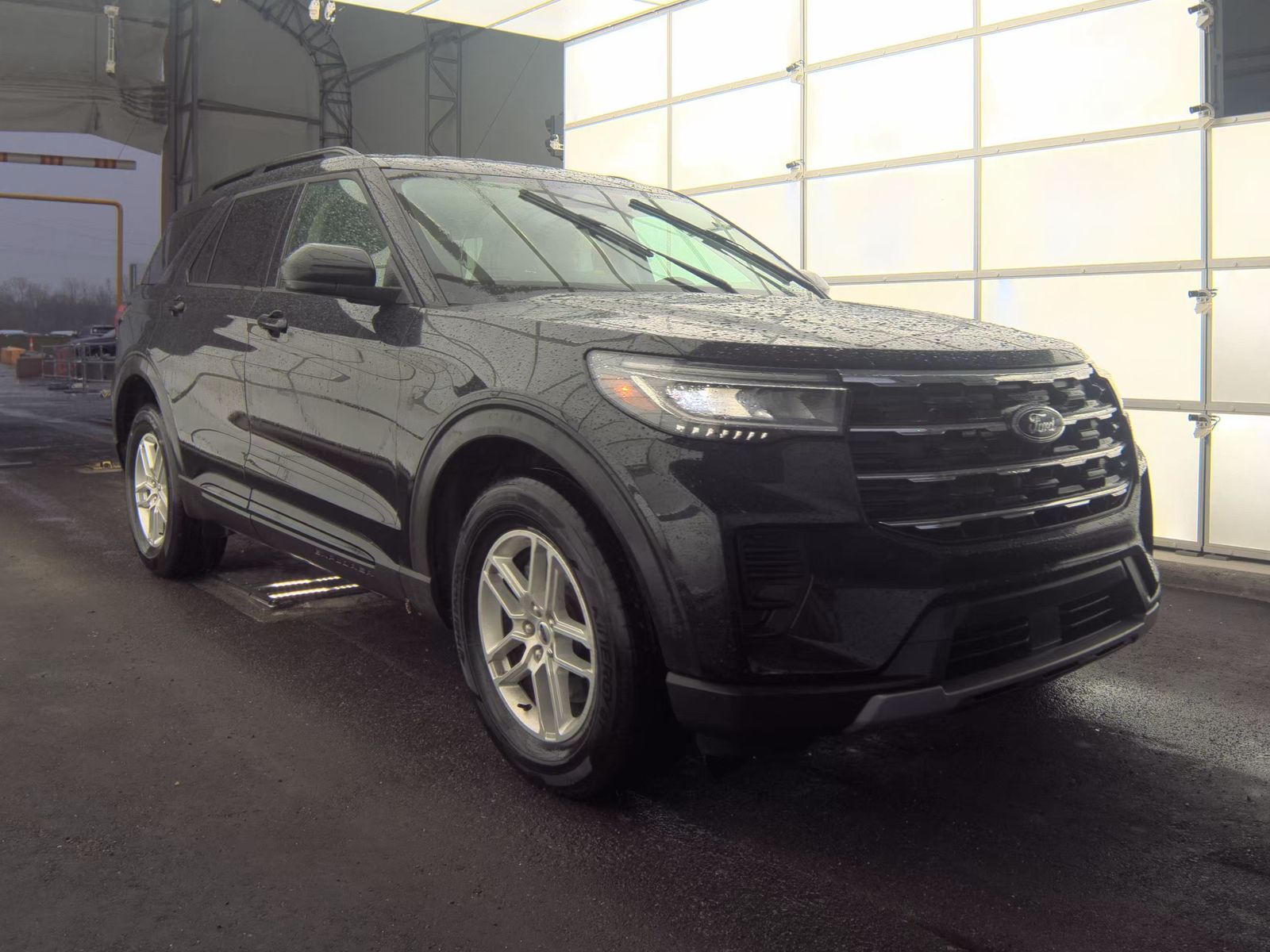 FORD EXPLORER - 5