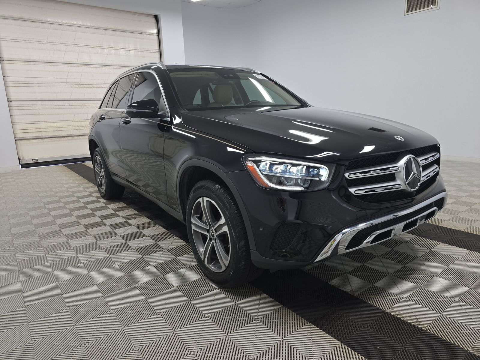 MERCEDES-BENZ GLC-CLASS - 4