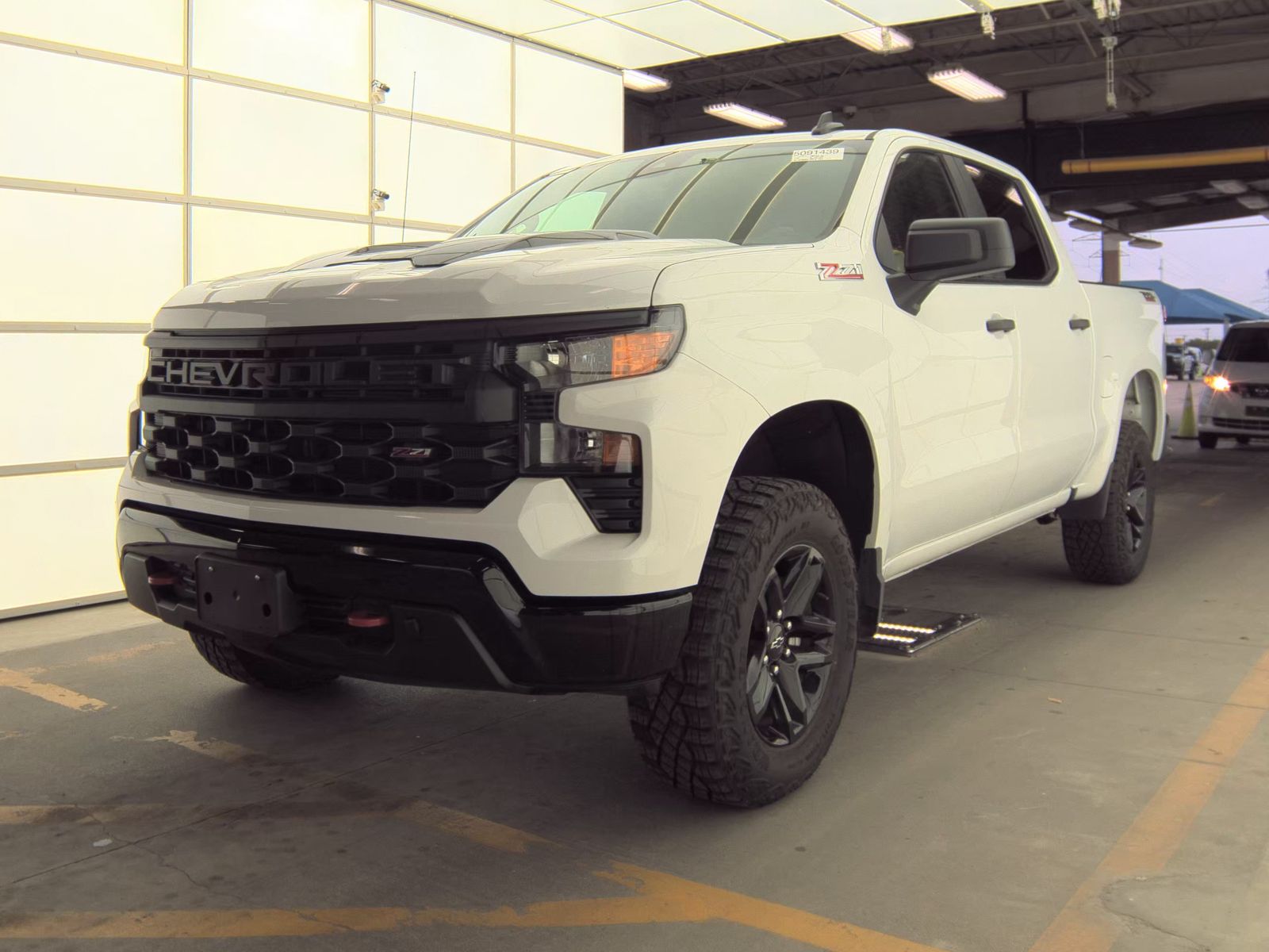 CHEVROLET SILVERADO - 1