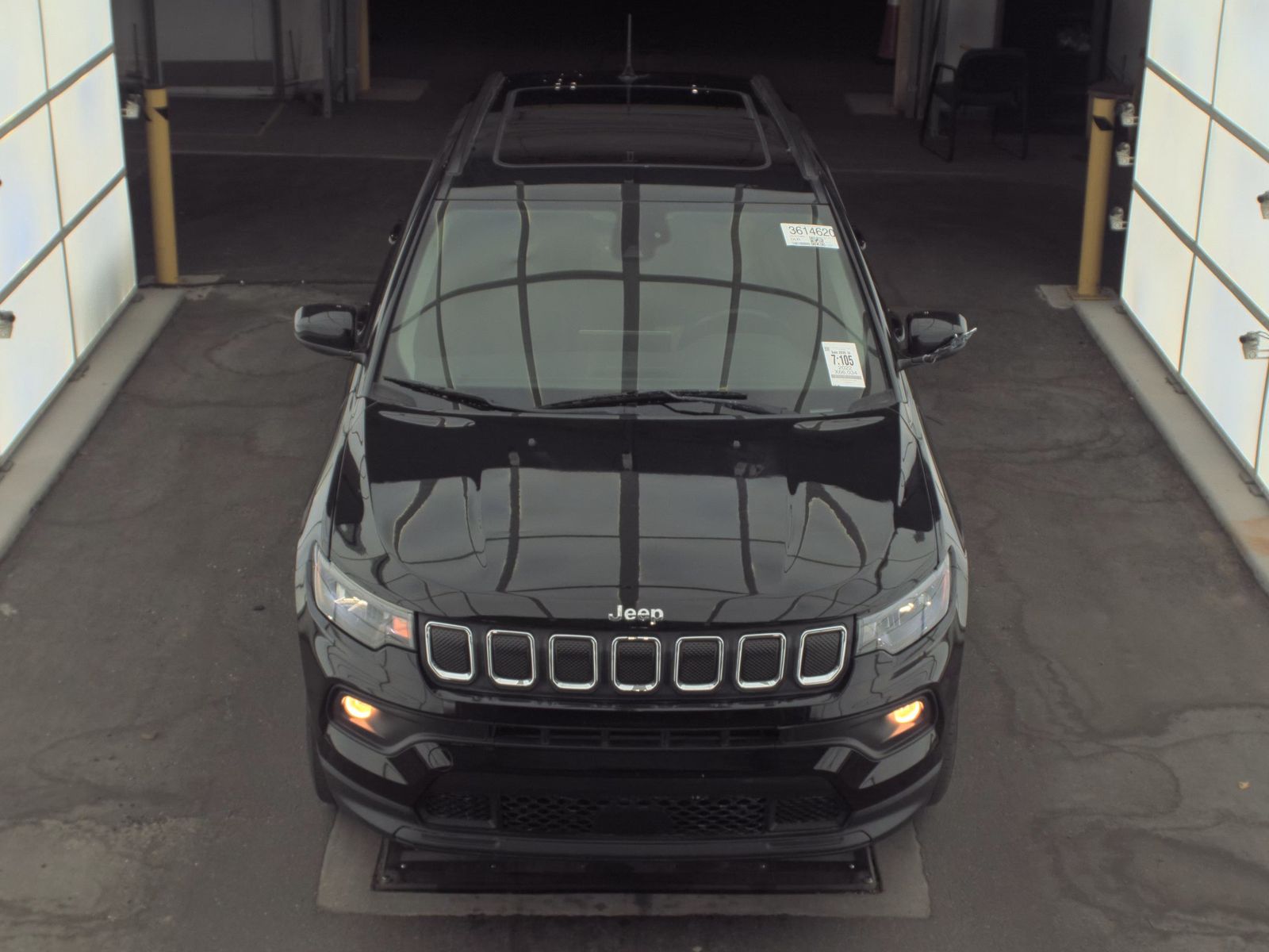 JEEP LATITUDE LUX - 3