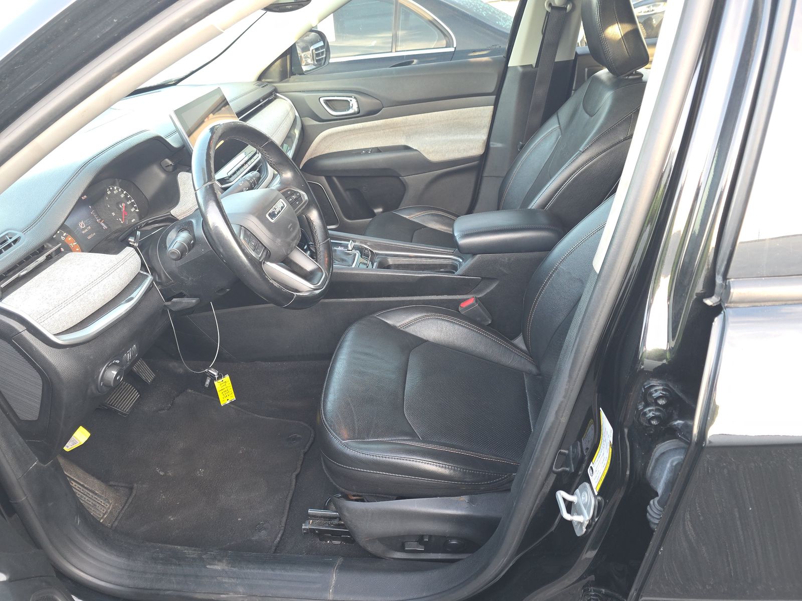 JEEP LATITUDE LUX - 8