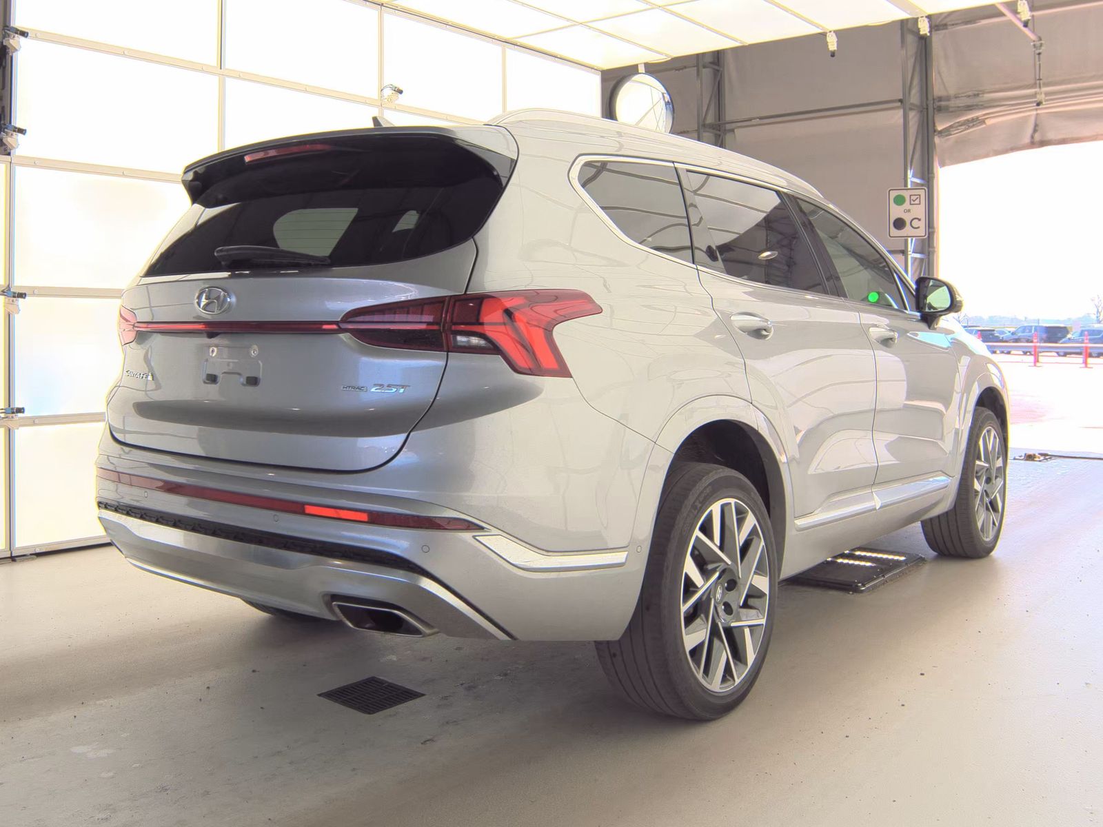 HYUNDAI CALLIGRAPH - 6