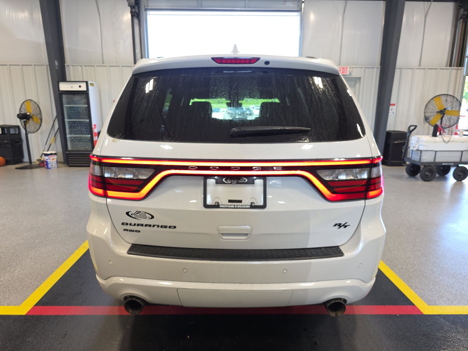 DODGE CHALLENGER - 6