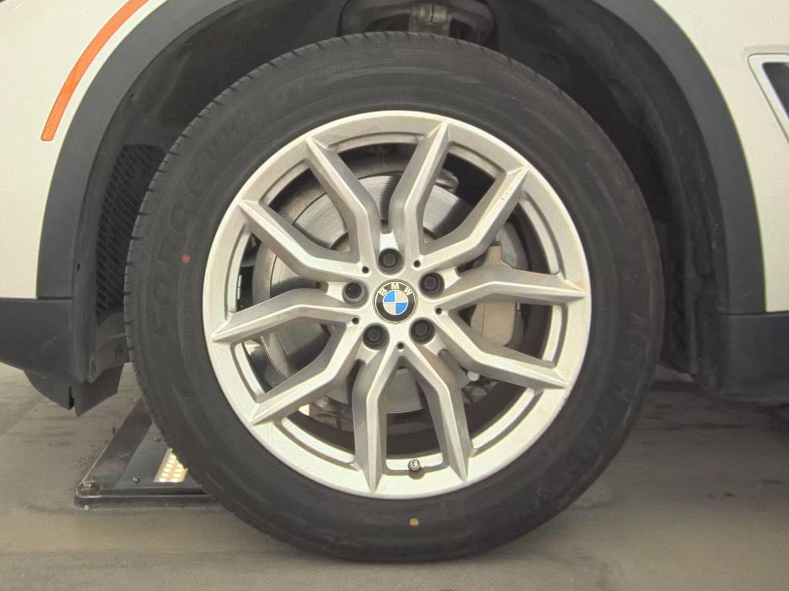 2020 BMW X5 xDrive40i AWD