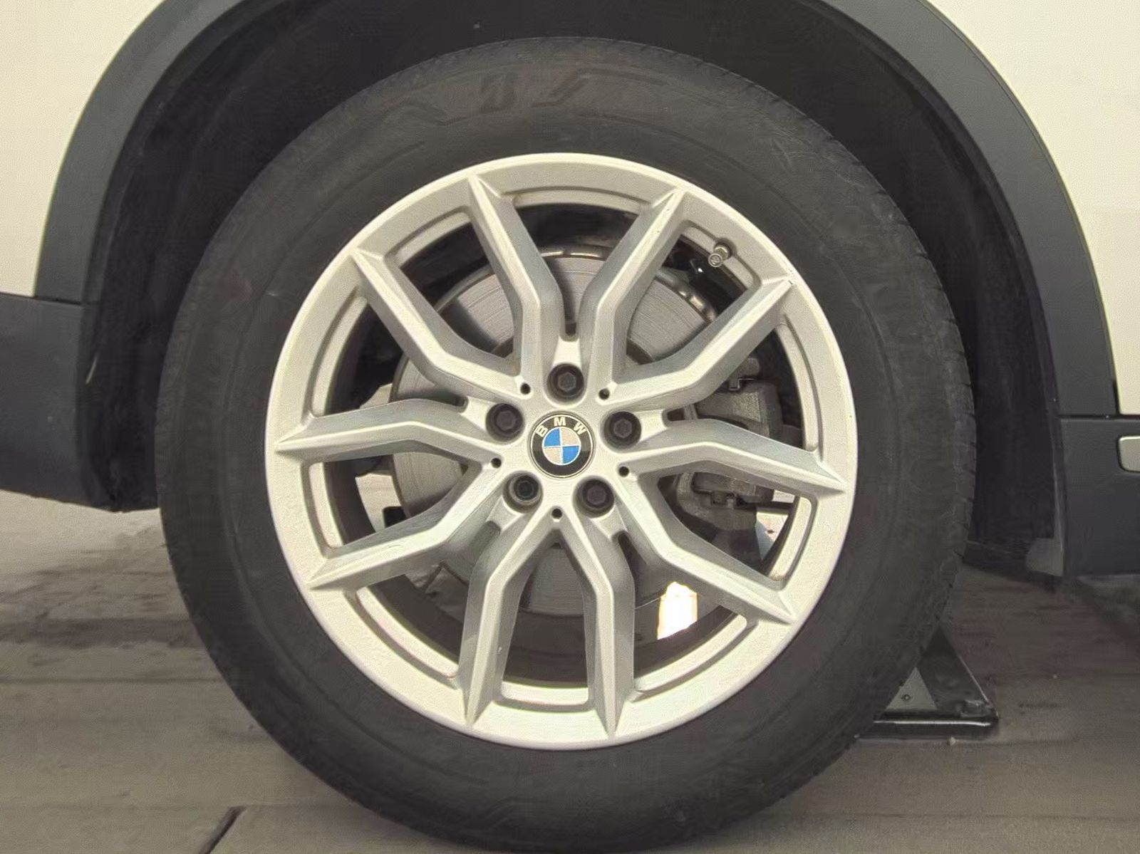 2020 BMW X5 xDrive40i AWD