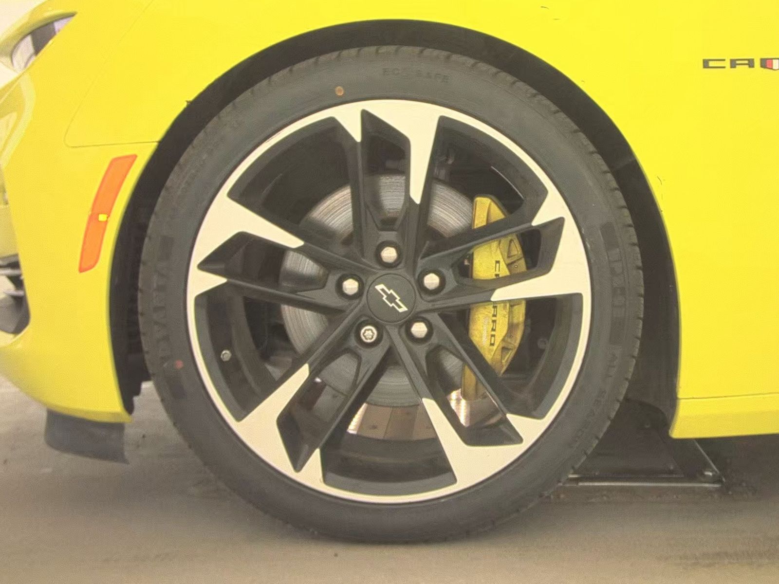 CHEVROLET CAMARO - 10