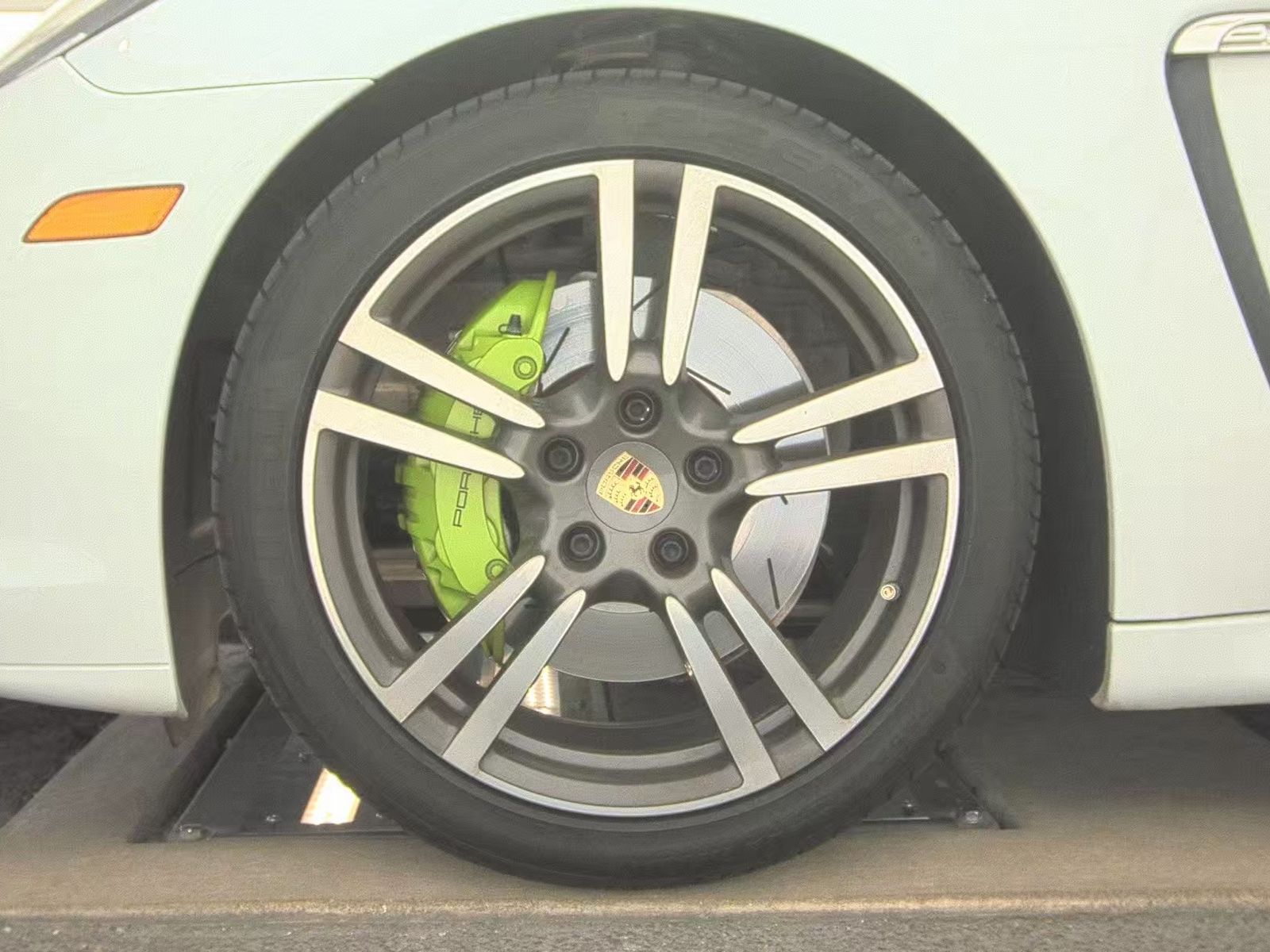 PORSCHE CAYENNE - 10