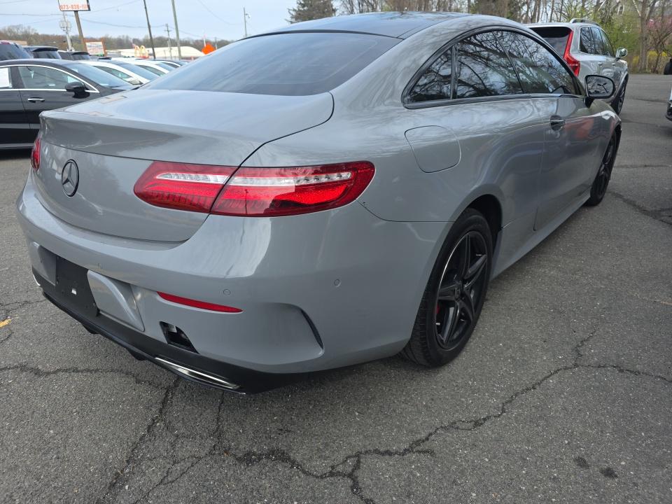 MERCEDES-BENZ E-CLASS - 5